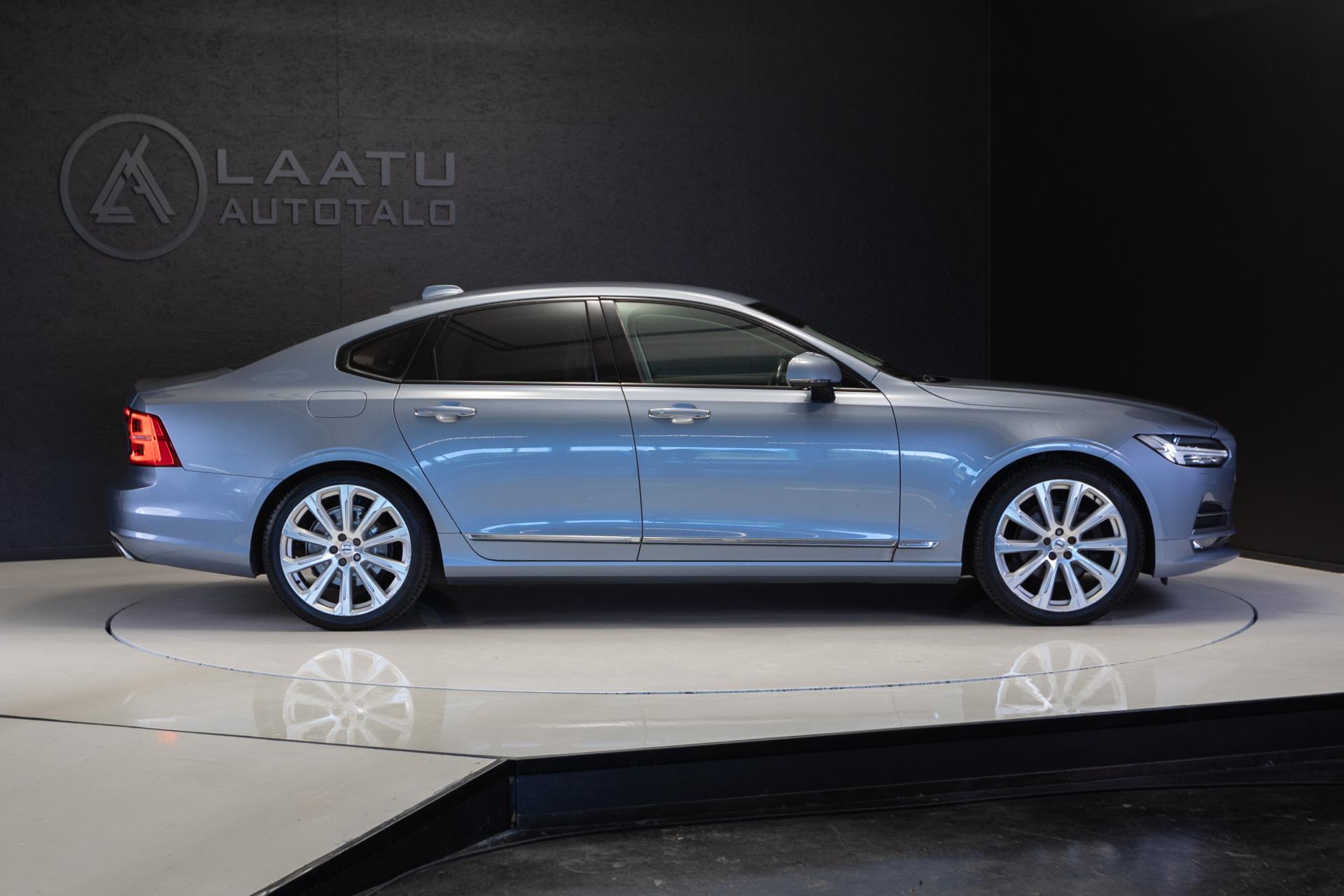 VOLVO S90 2017