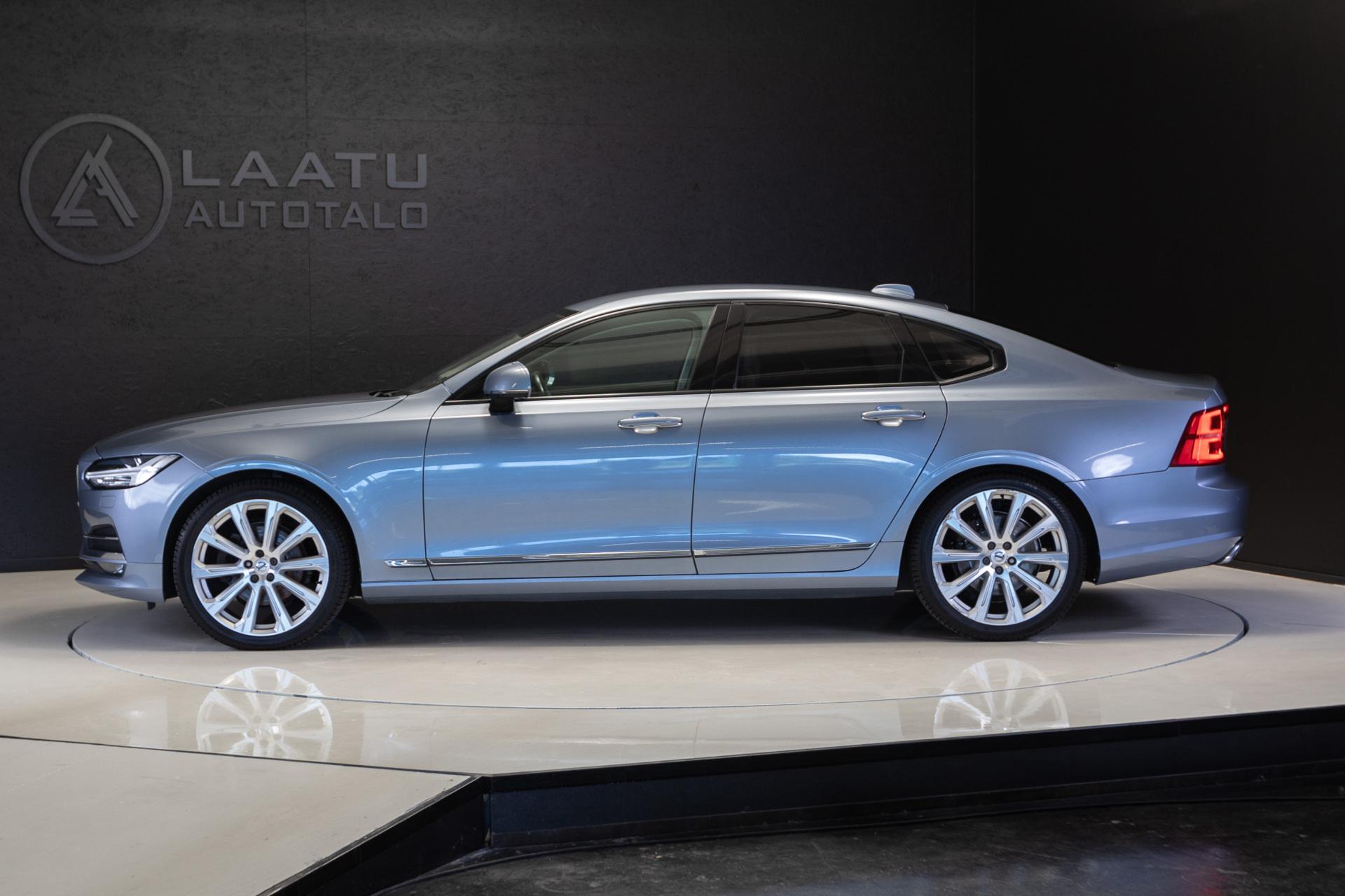 VOLVO S90 2017