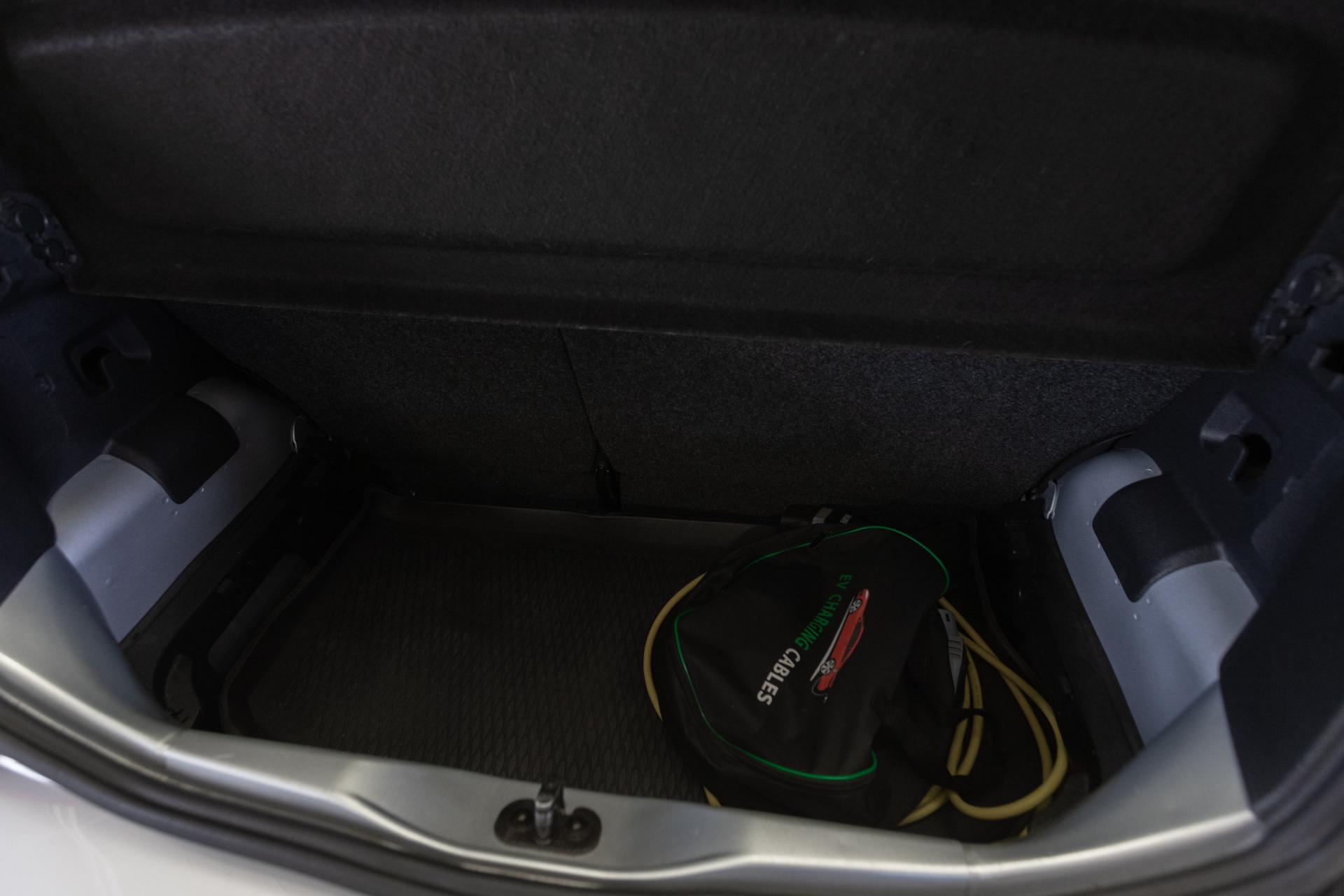 VOLKSWAGEN e-up! 2014