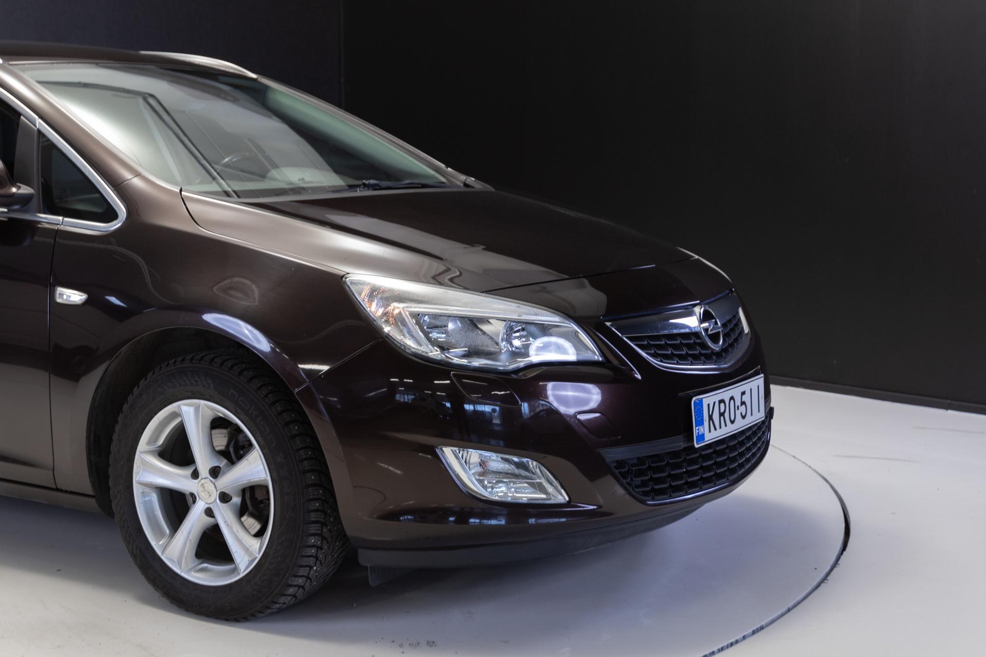 OPEL Astra 2013