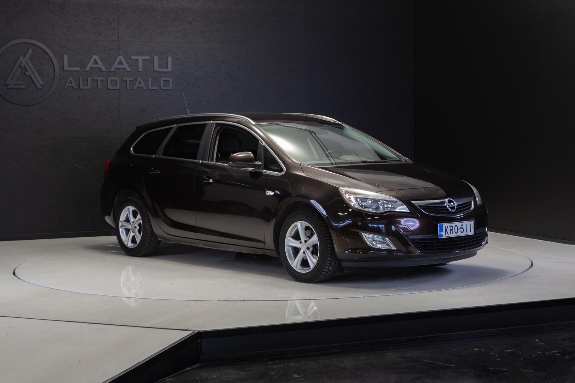 OPEL Astra 2013