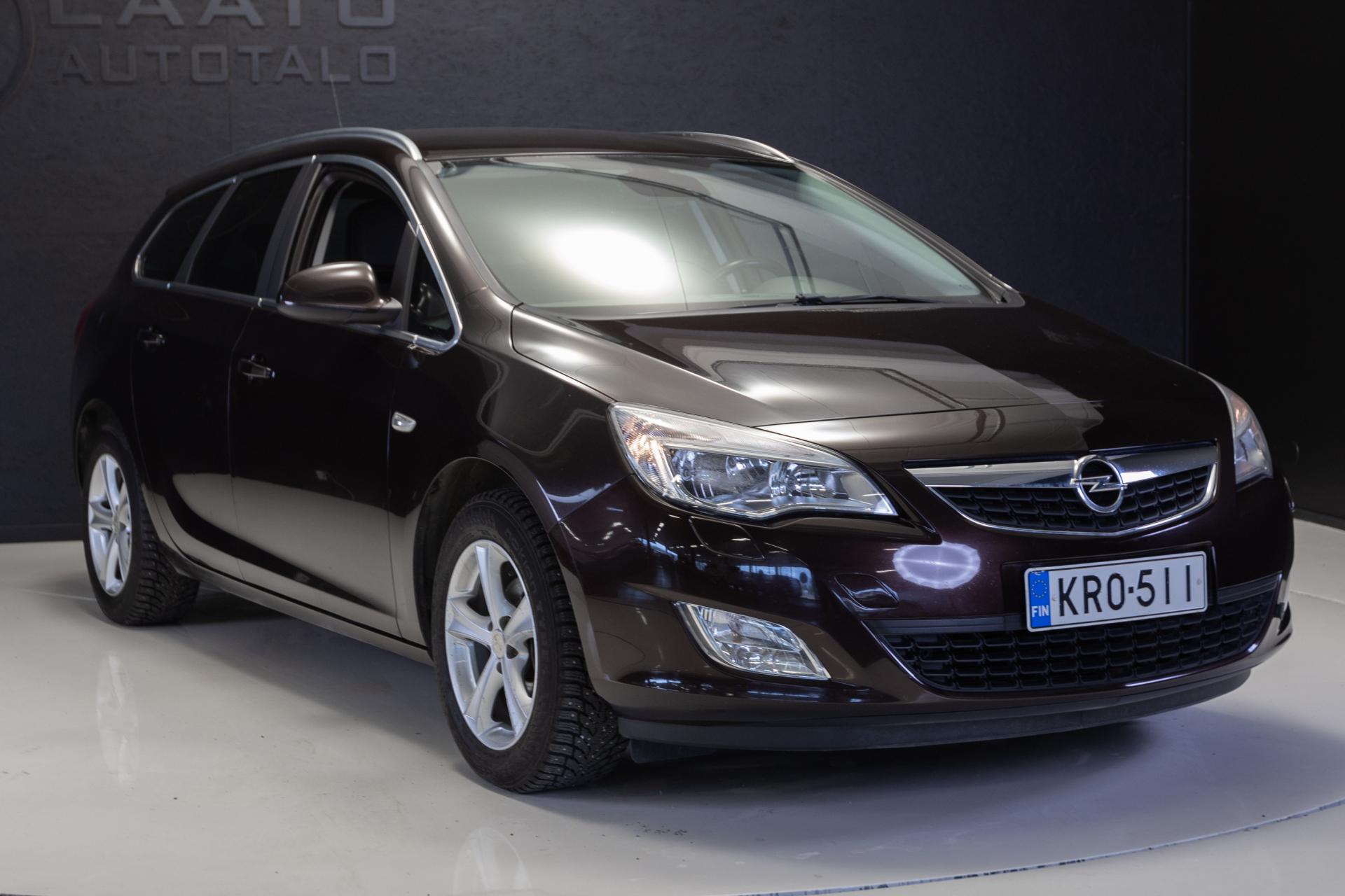 OPEL Astra 2013