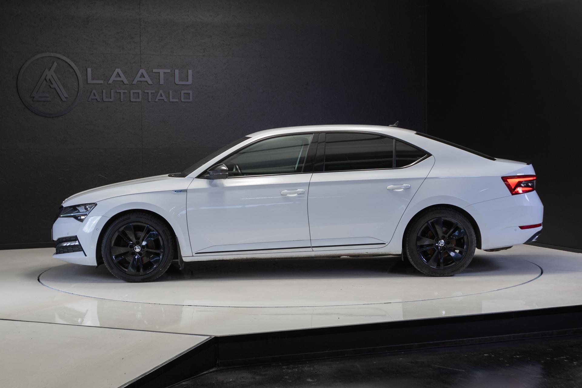 SKODA Superb 2020