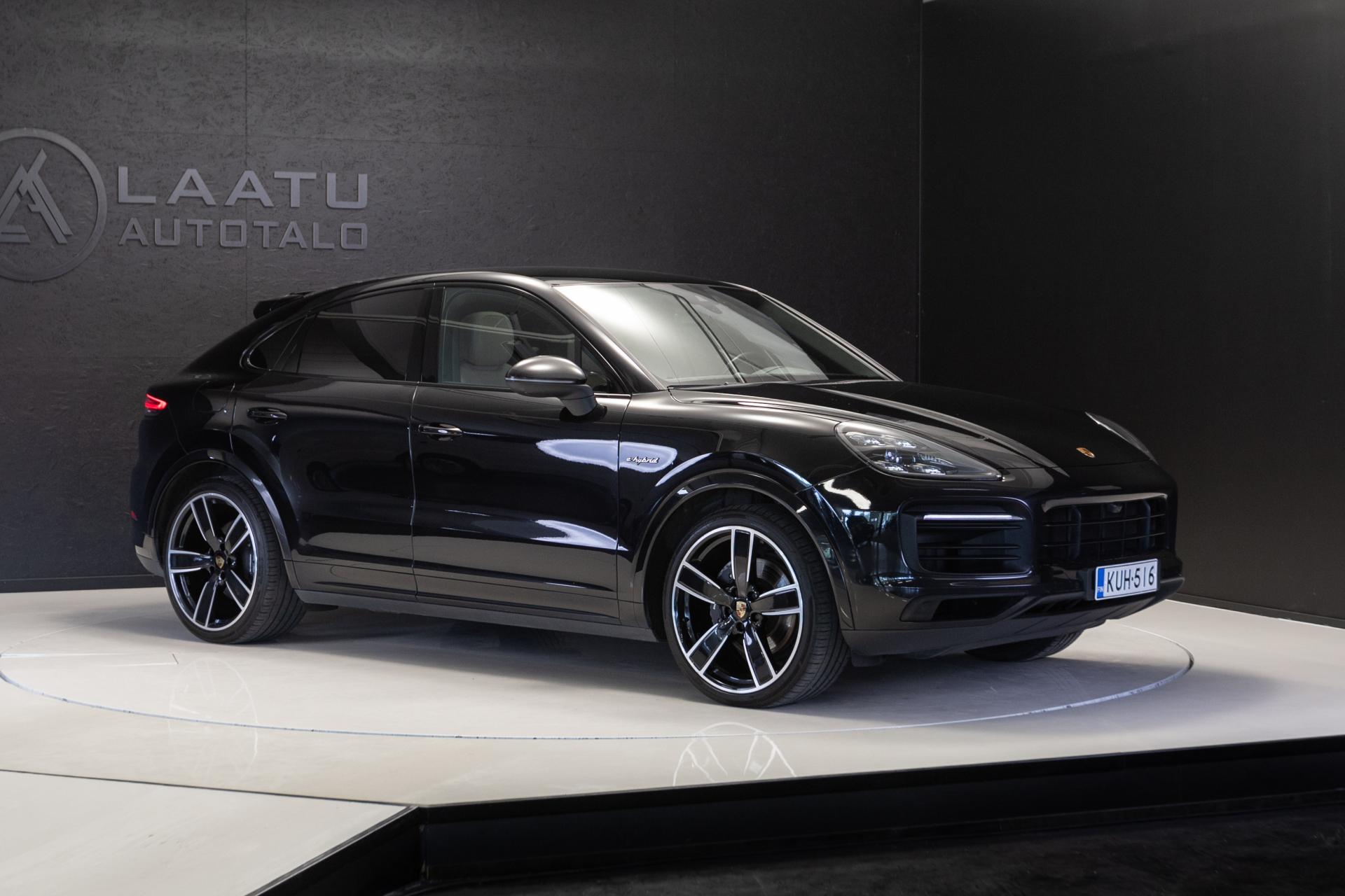 PORSCHE Cayenne 2021