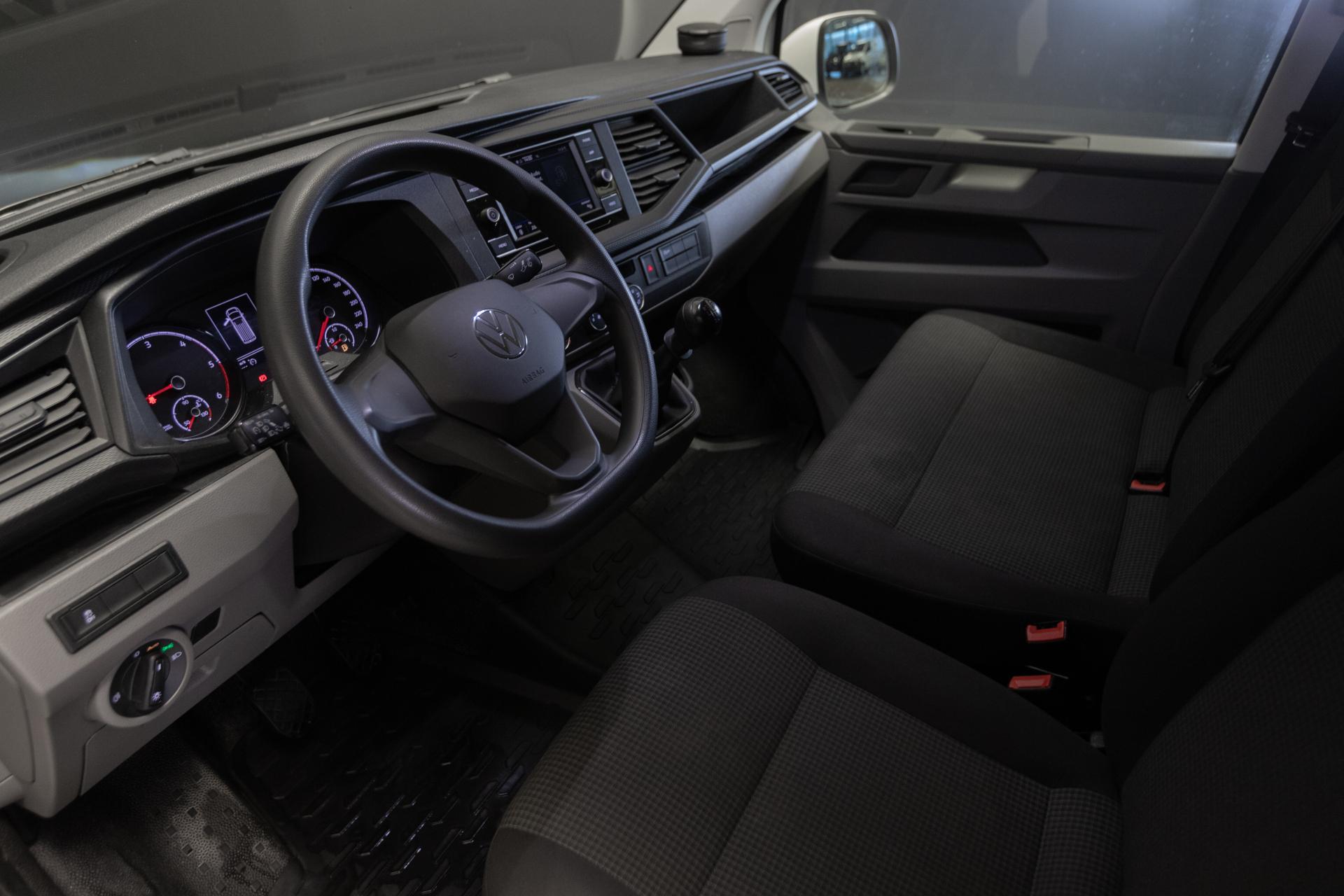 VOLKSWAGEN Transporter 2021