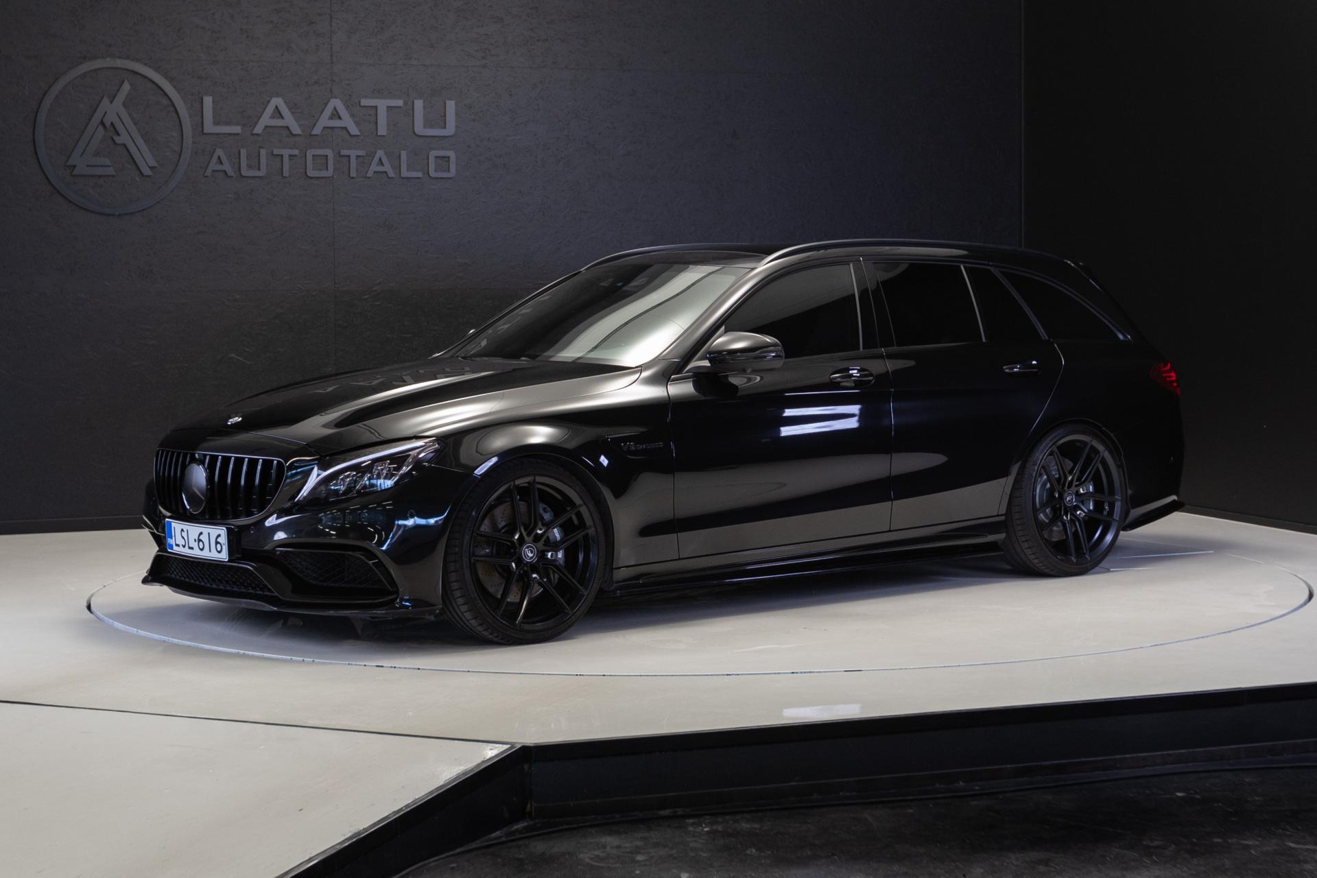 MERCEDES-BENZ C 63 AMG 2016