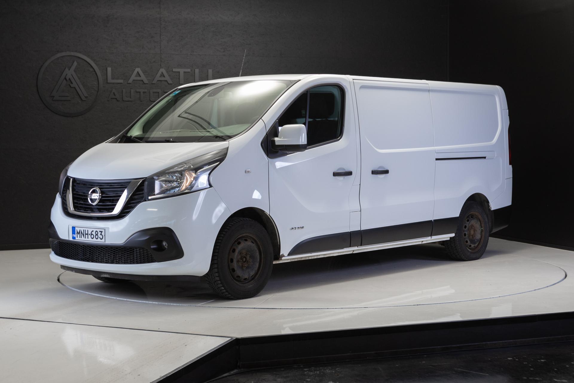 NISSAN NV300 2019