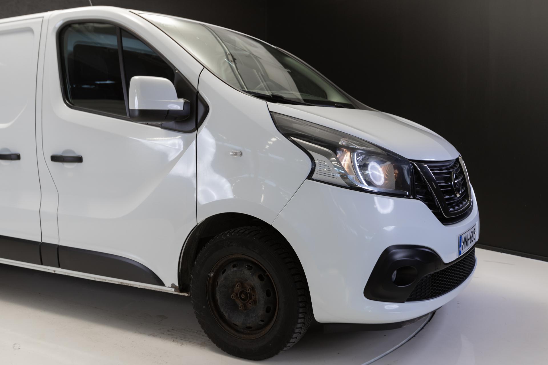 NISSAN NV300 2019