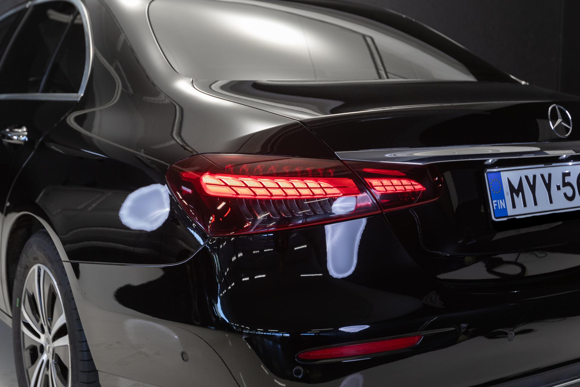 MERCEDES-BENZ E 2021