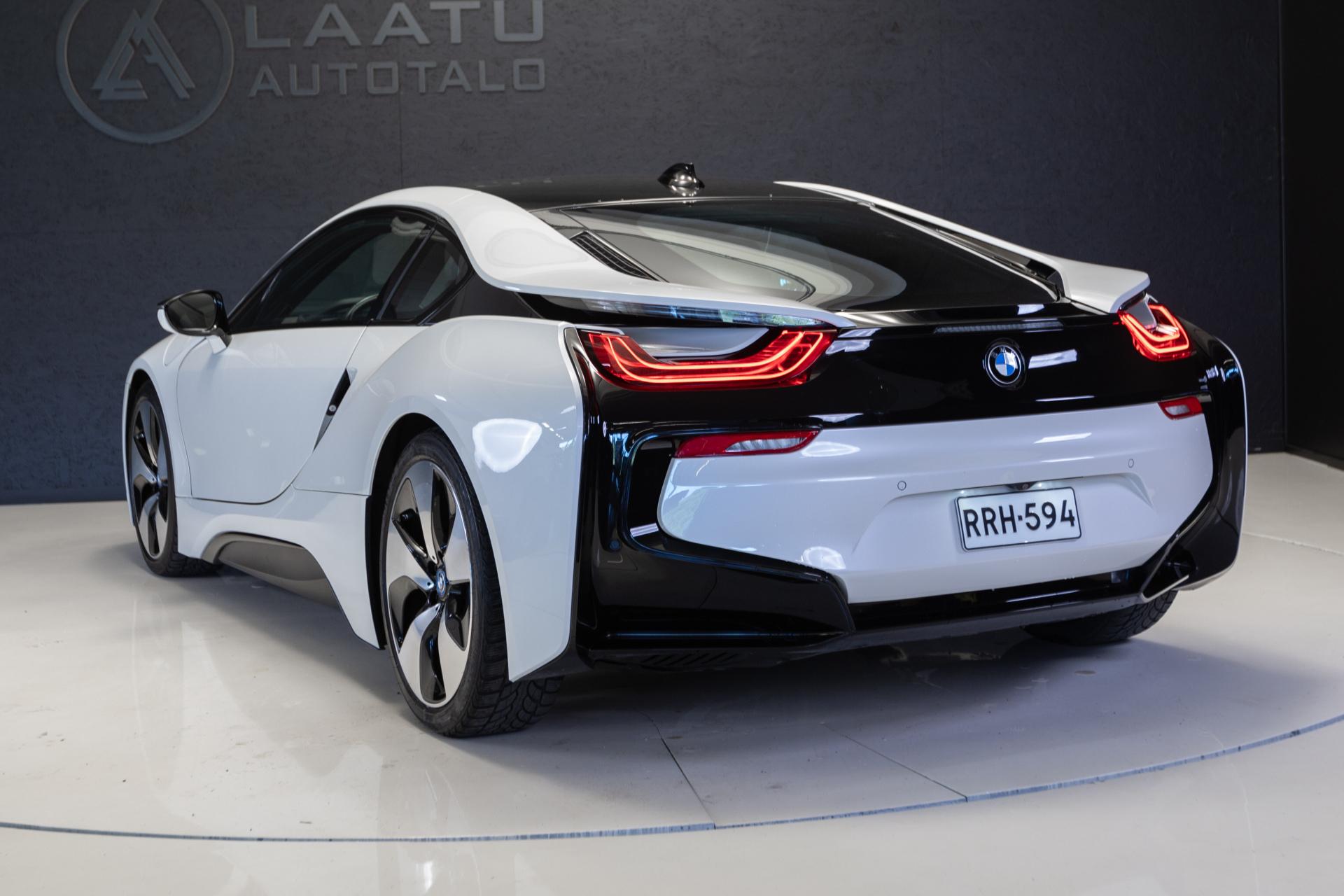 BMW i8 2017
