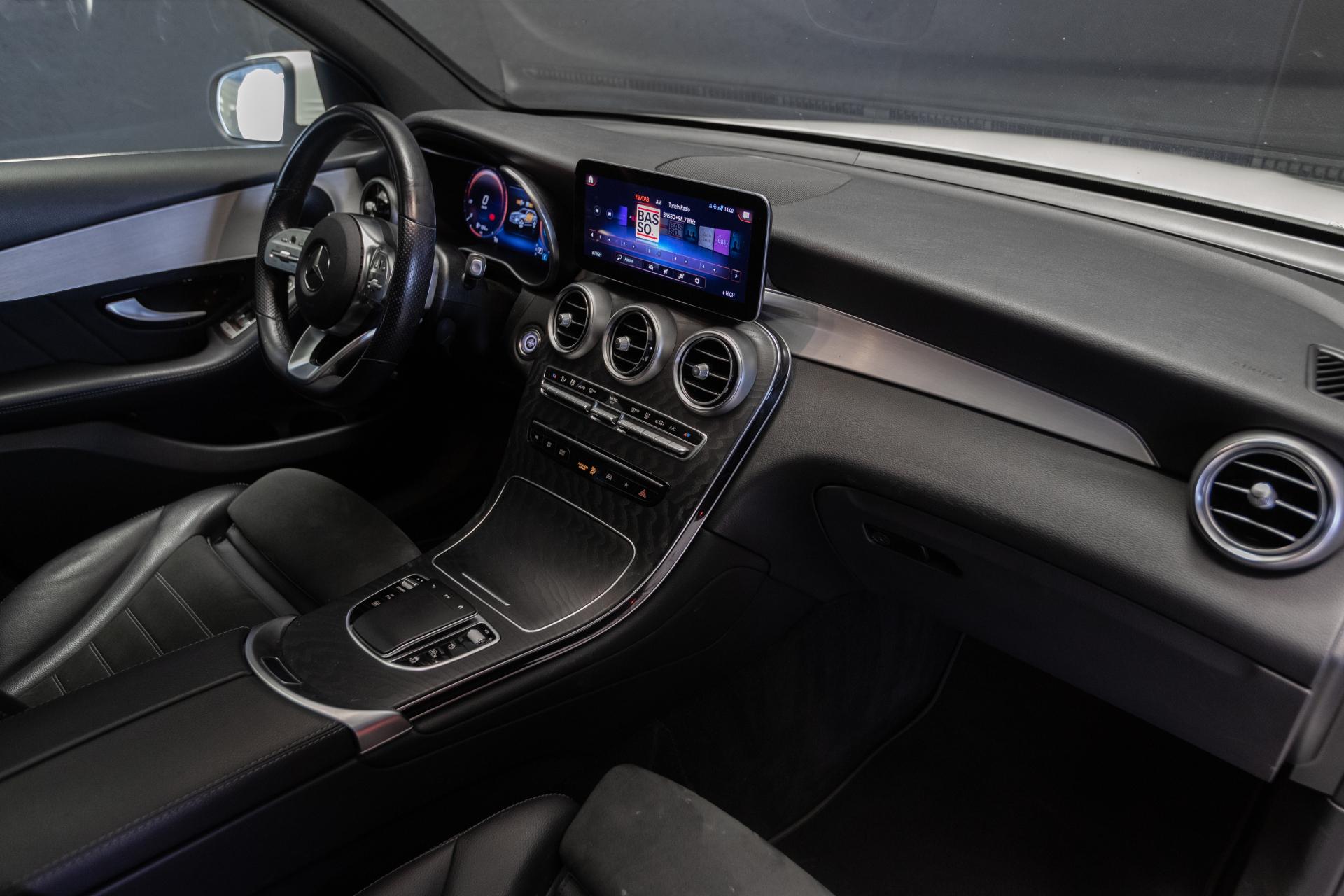 MERCEDES-BENZ GLC 2021