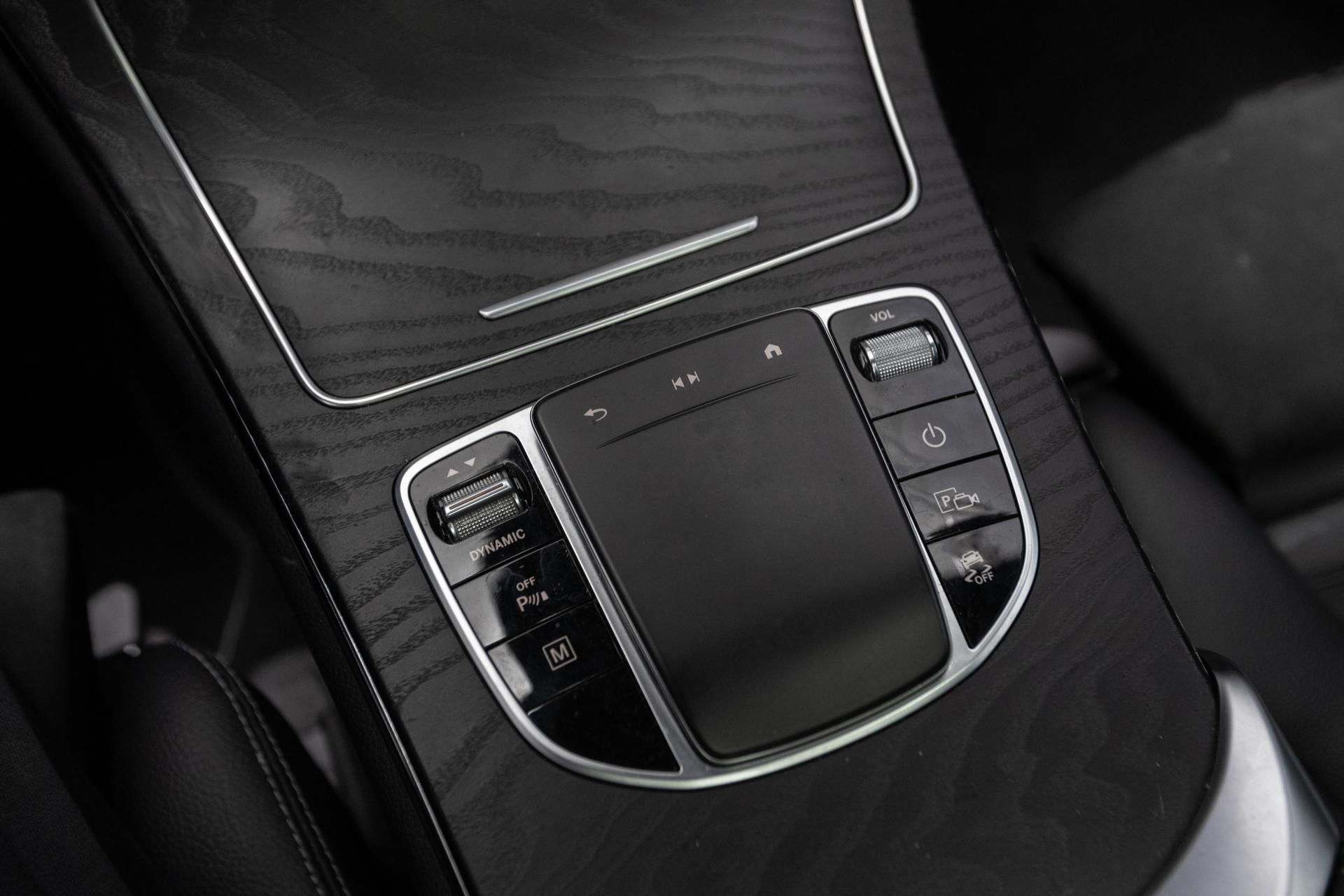 MERCEDES-BENZ GLC 2021