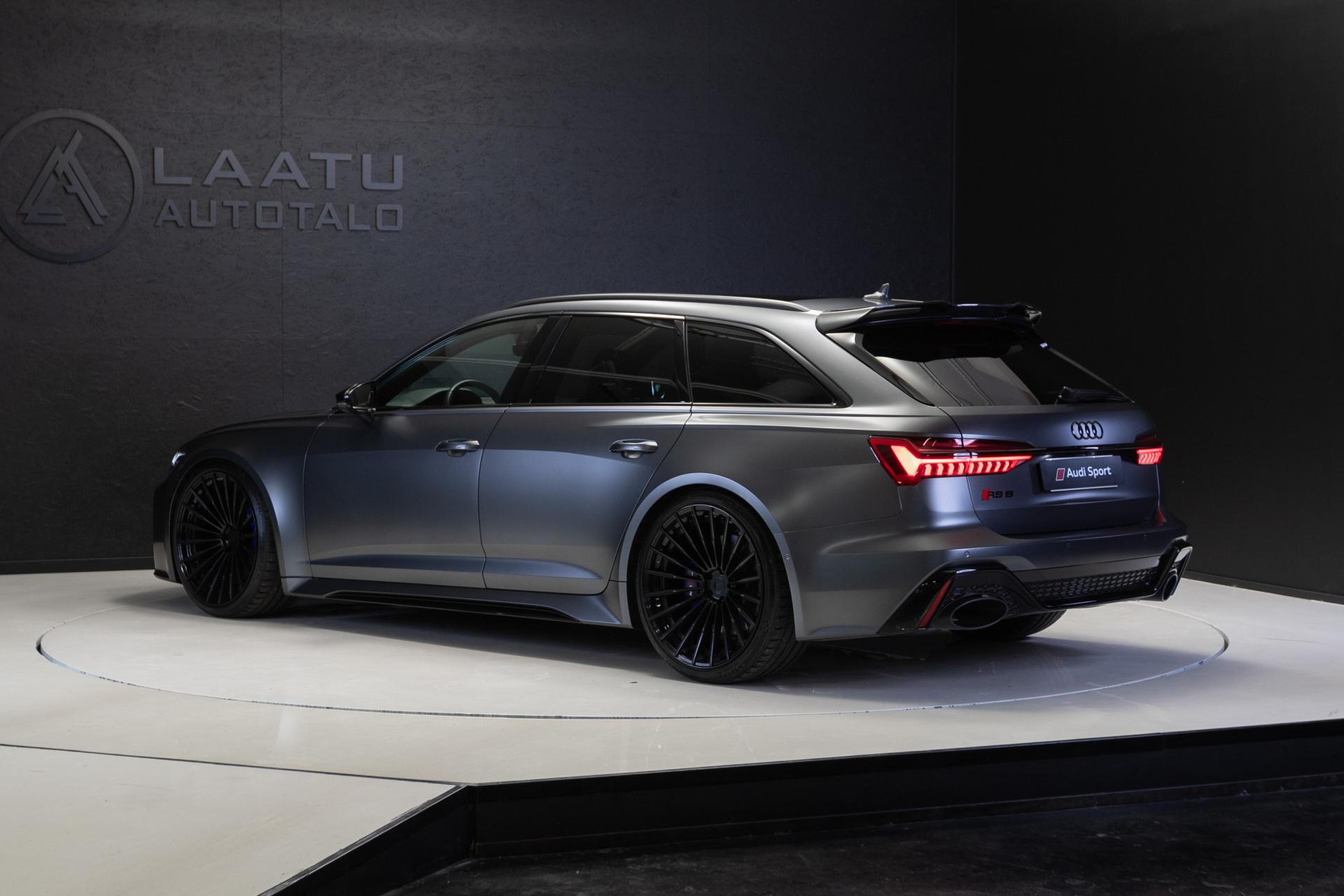 AUDI RS6 2022
