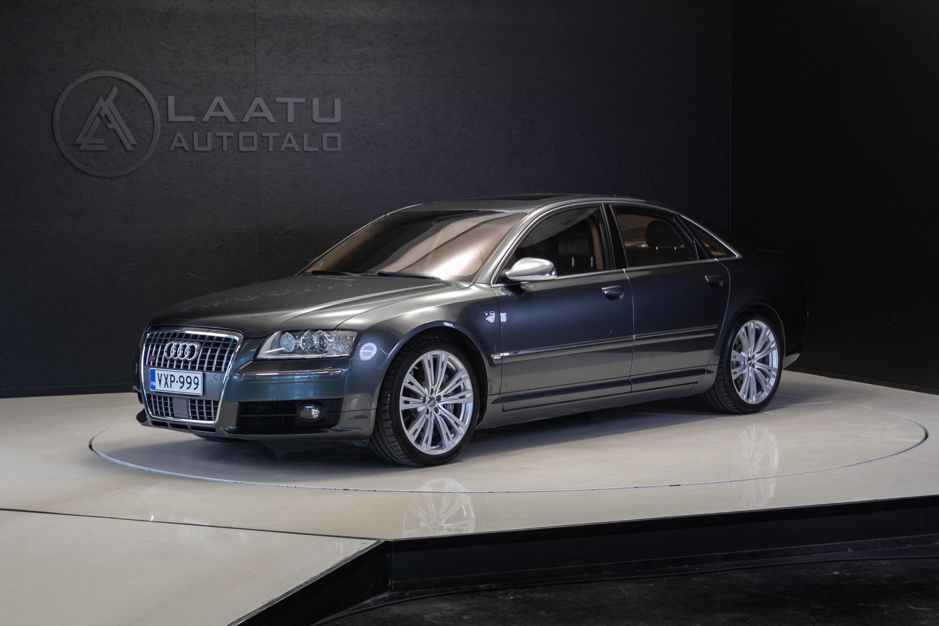 AUDI S8 2007