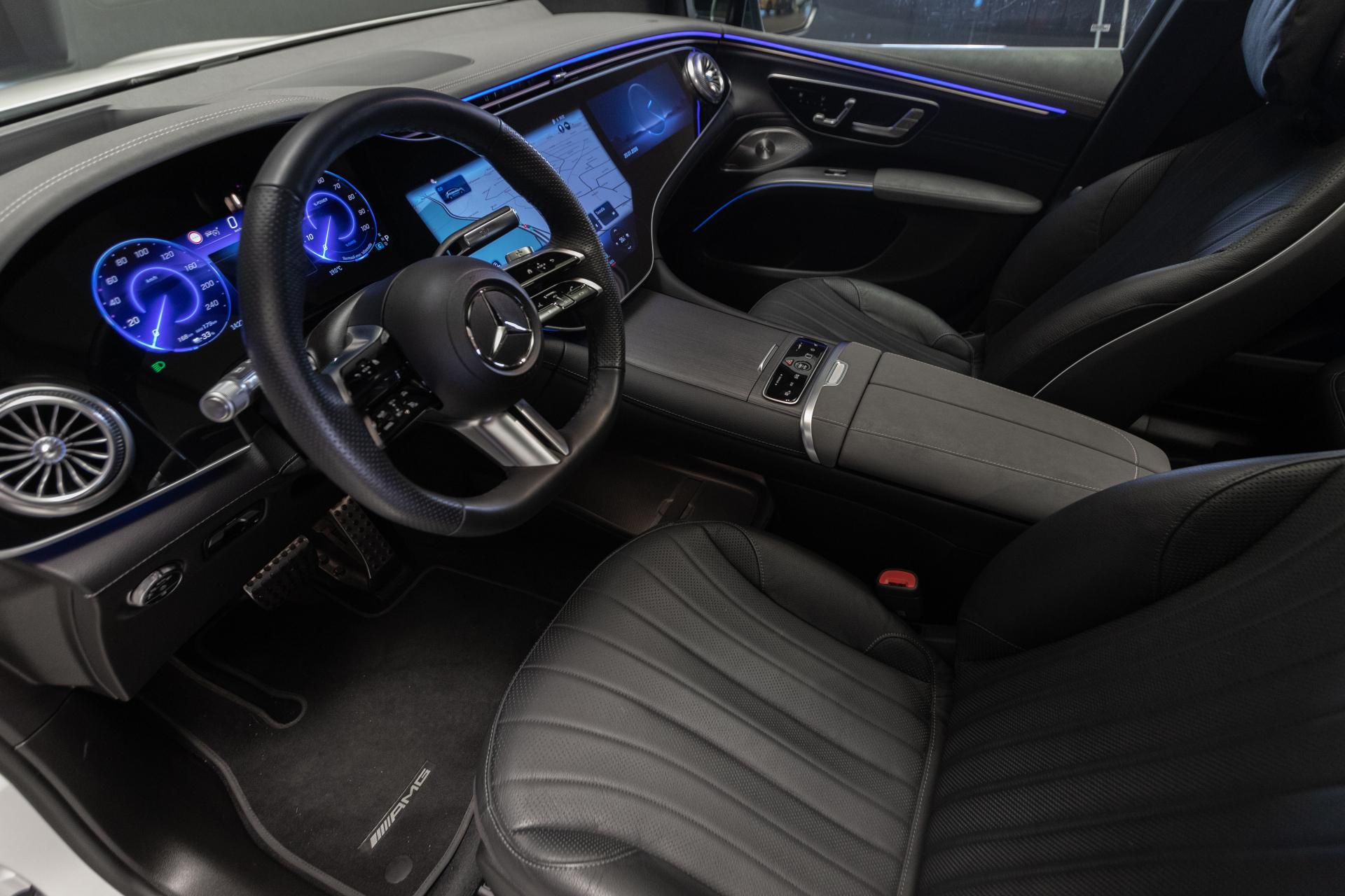 MERCEDES-BENZ EQS SUV 2023