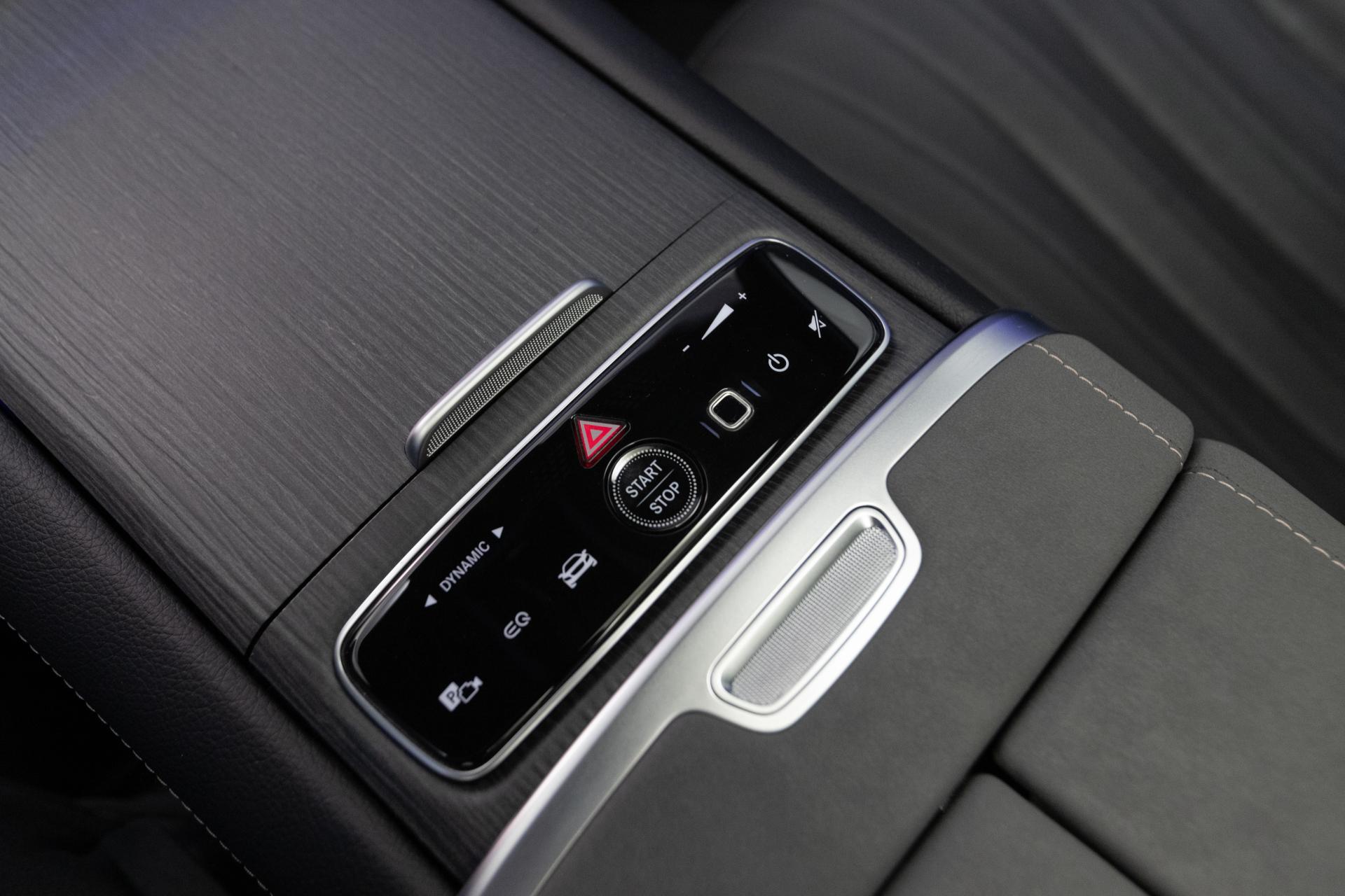 MERCEDES-BENZ EQS SUV 2023