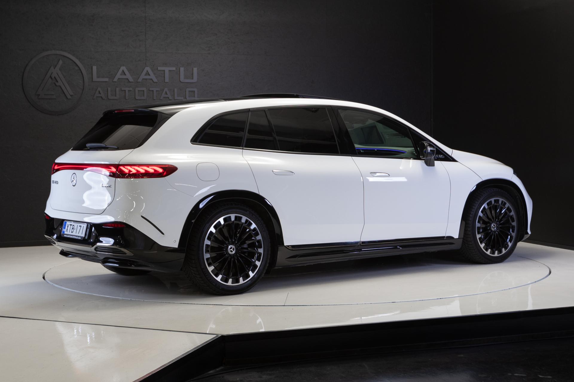 MERCEDES-BENZ EQS SUV 2023