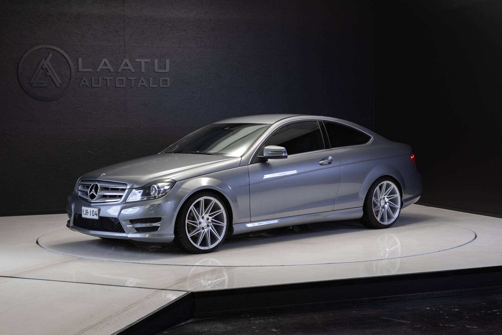 MERCEDES-BENZ C 2011