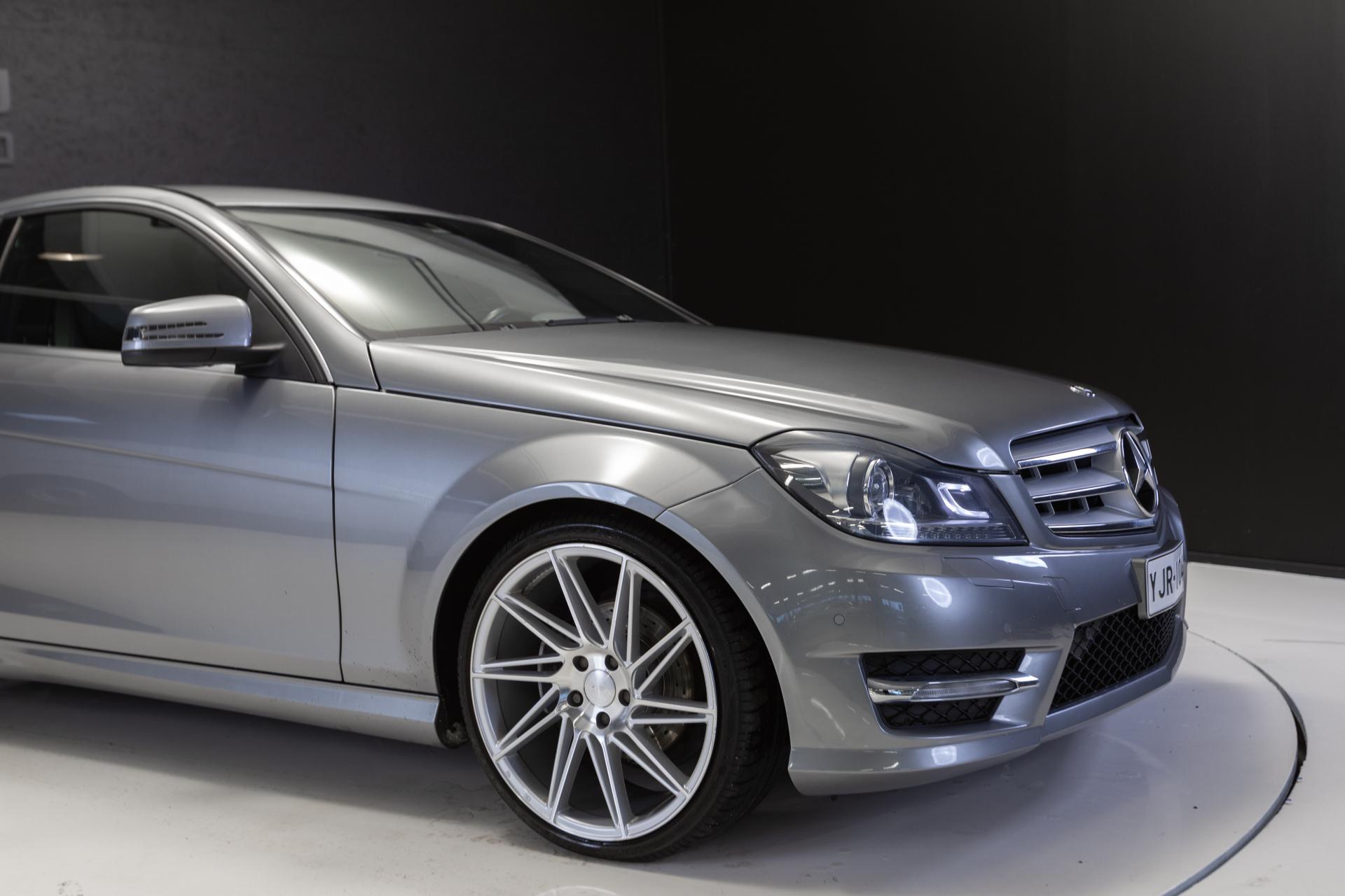 MERCEDES-BENZ C 2011