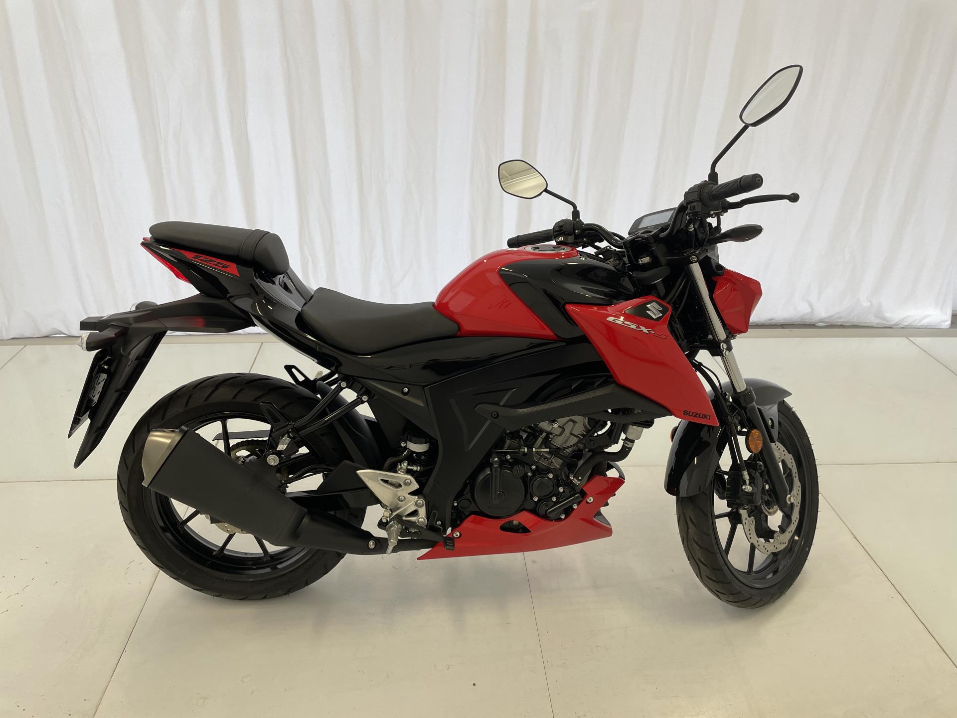 SUZUKI GSX-S 2021