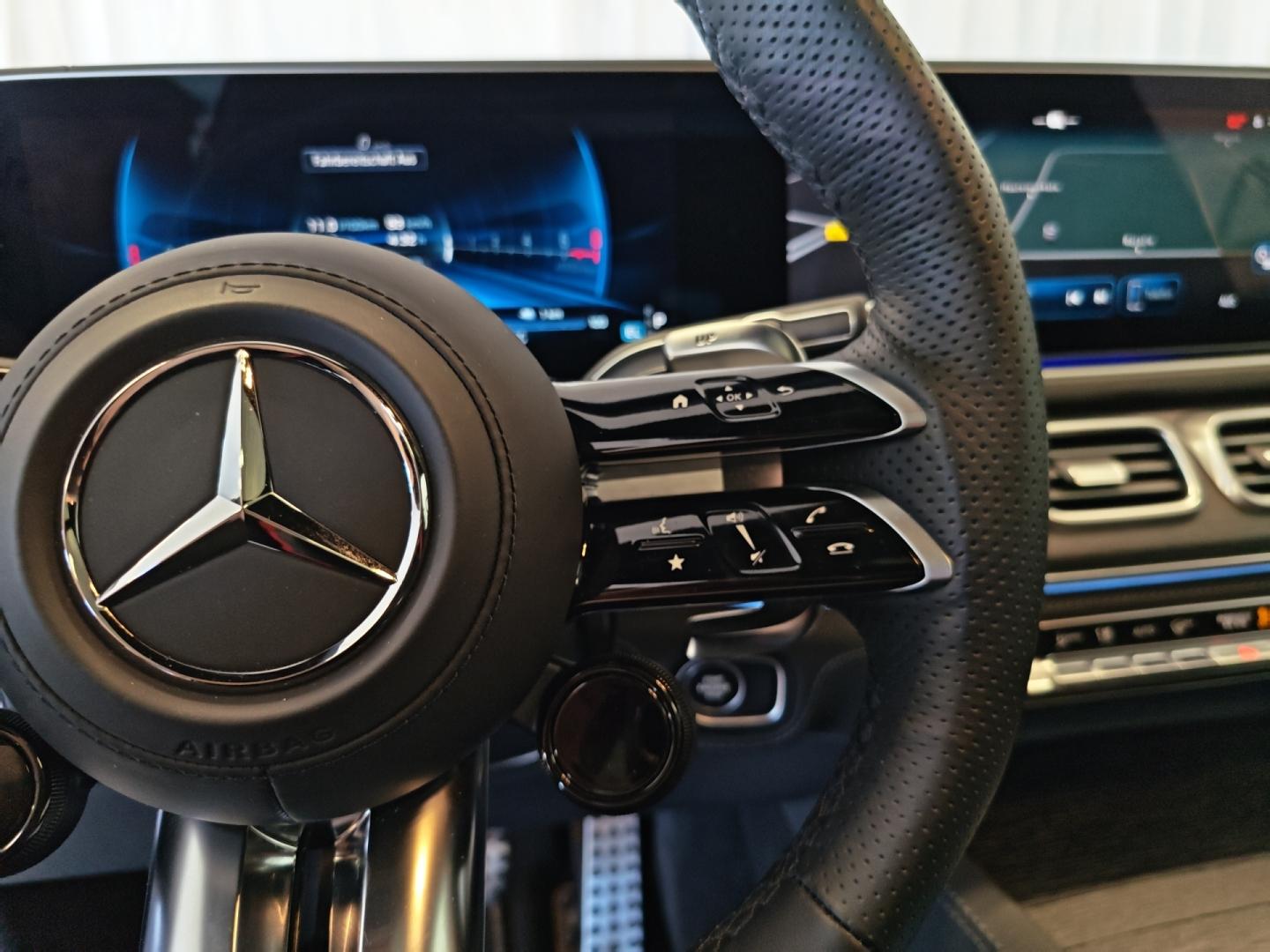 MERCEDES-BENZ GLE 53 AMG 2025