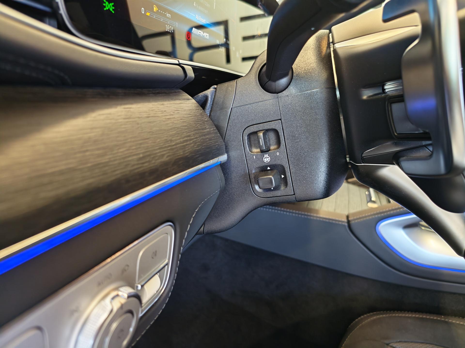 MERCEDES-BENZ GLE 53 AMG 2025
