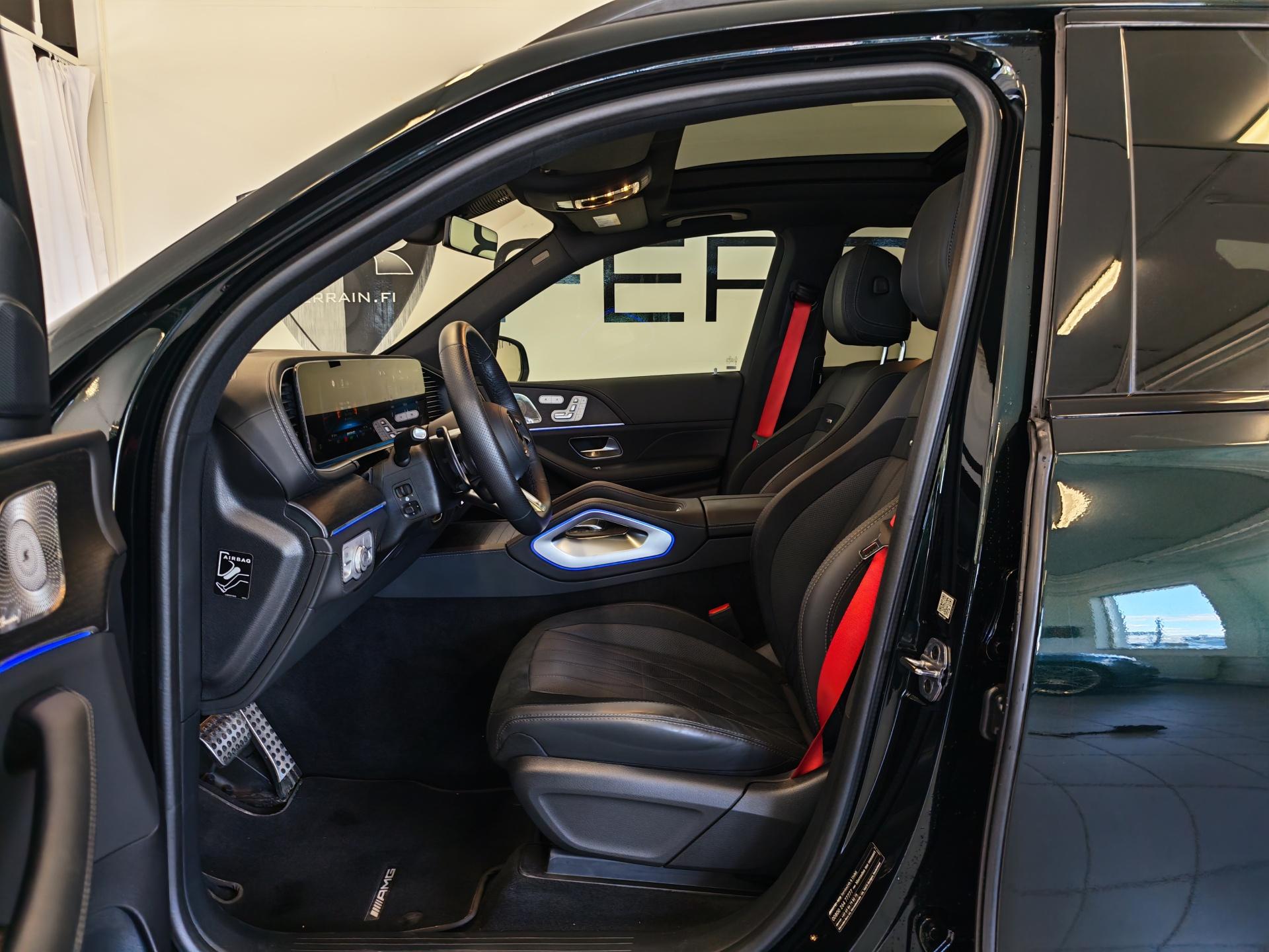 MERCEDES-BENZ GLE 53 AMG 2025