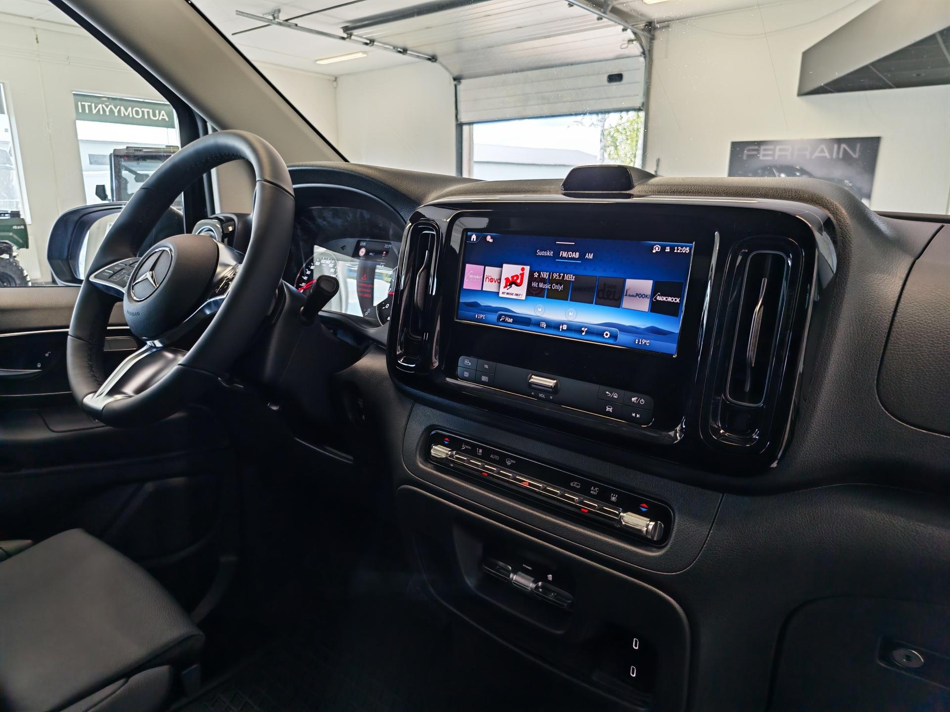 MERCEDES-BENZ Vito 2026