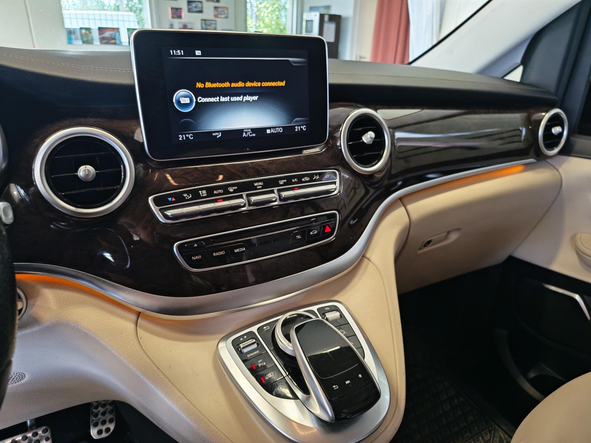 MERCEDES-BENZ V 2017