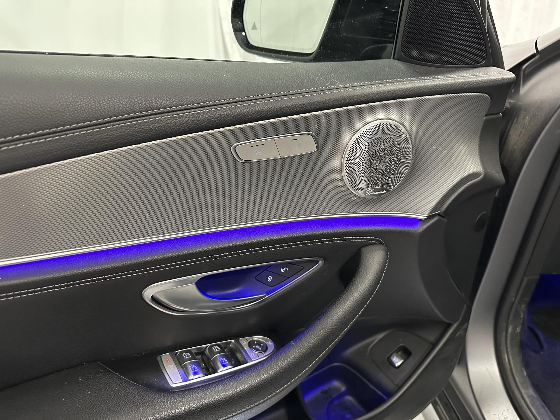 MERCEDES-BENZ e 2019