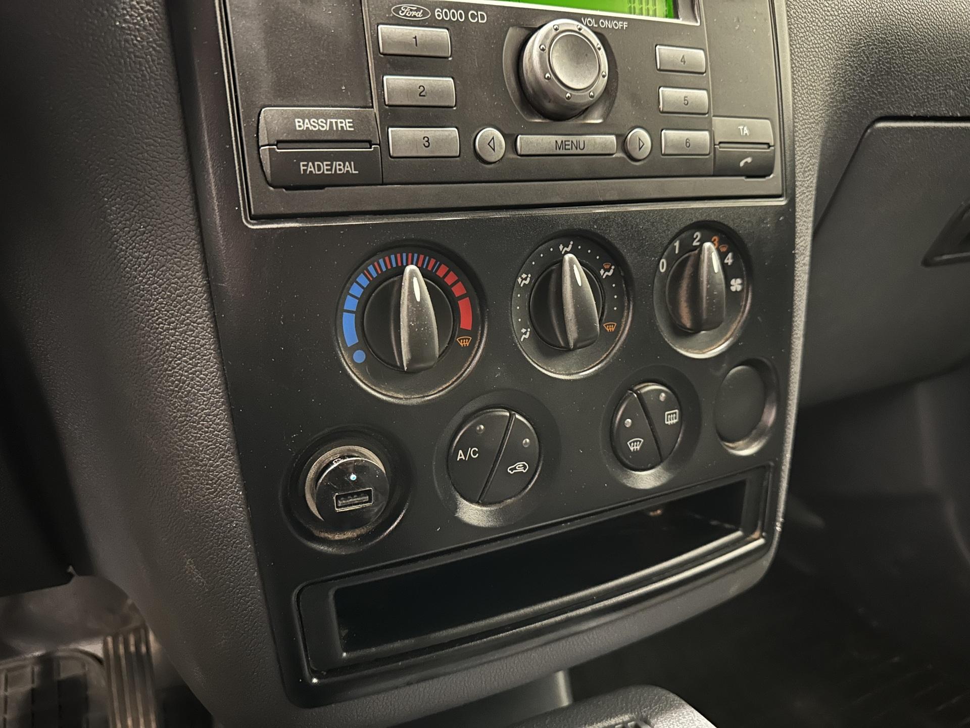 FORD Transit Connect 2008