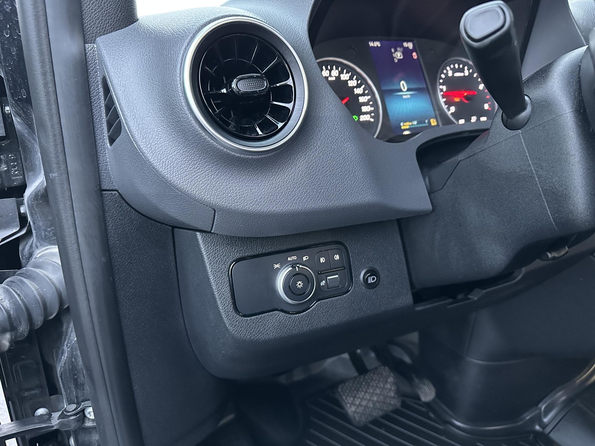 MERCEDES-BENZ Sprinter 2020