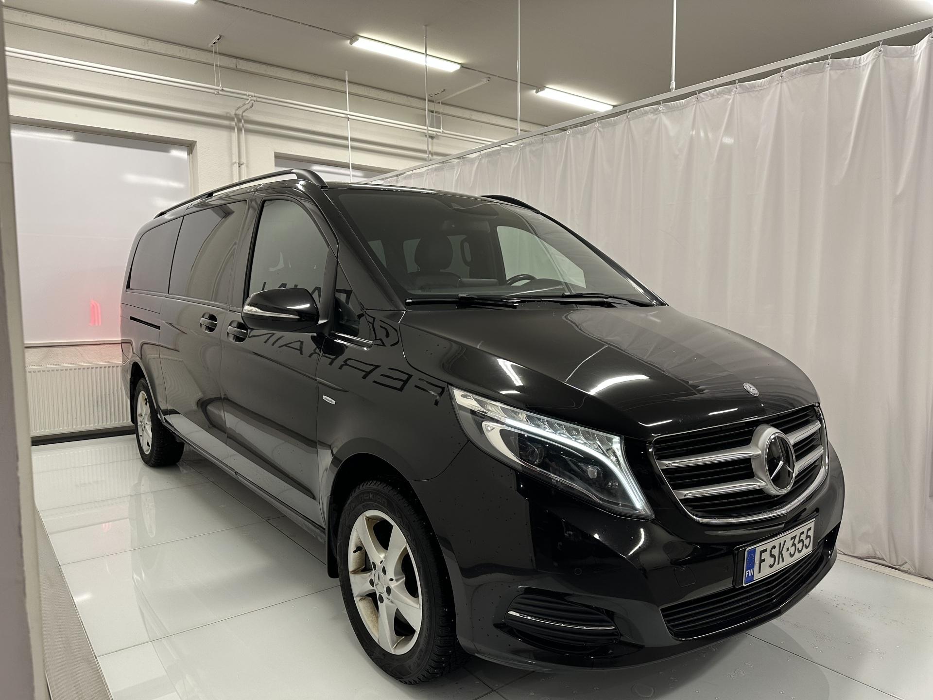 MERCEDES-BENZ V 2015