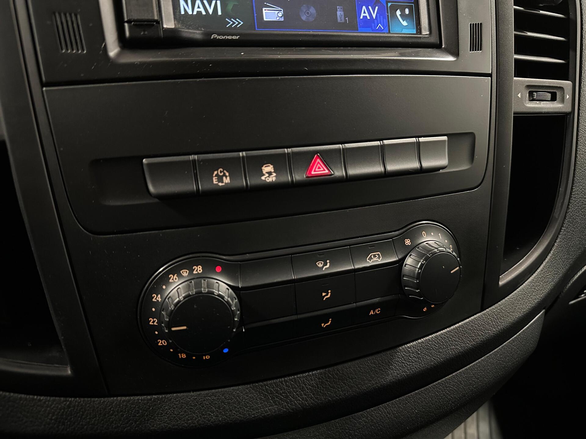 MERCEDES-BENZ Vito 2015