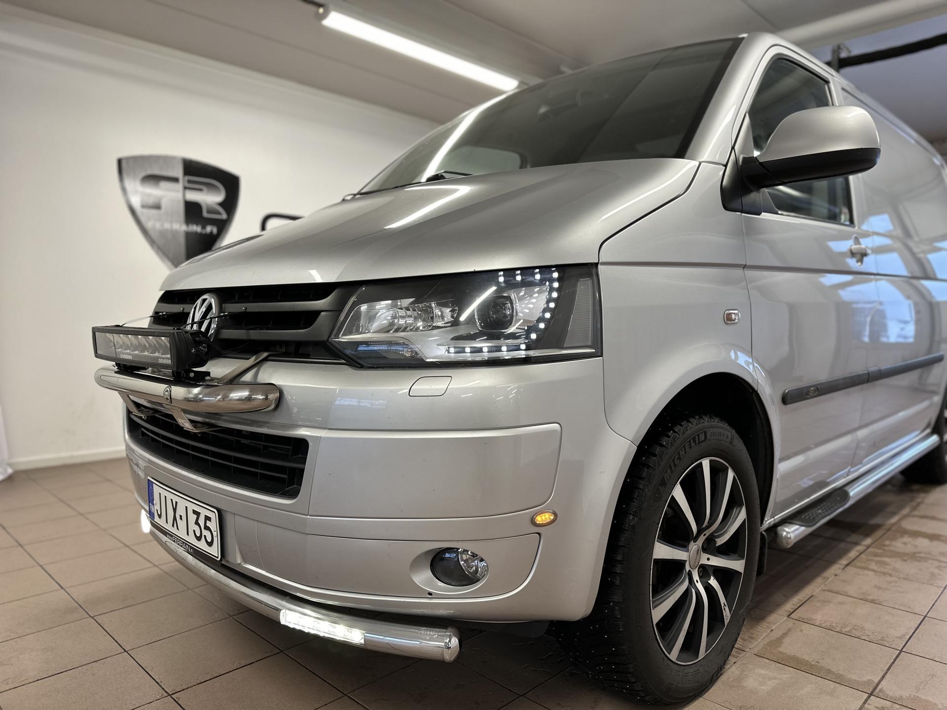 VOLKSWAGEN Transporter 2013