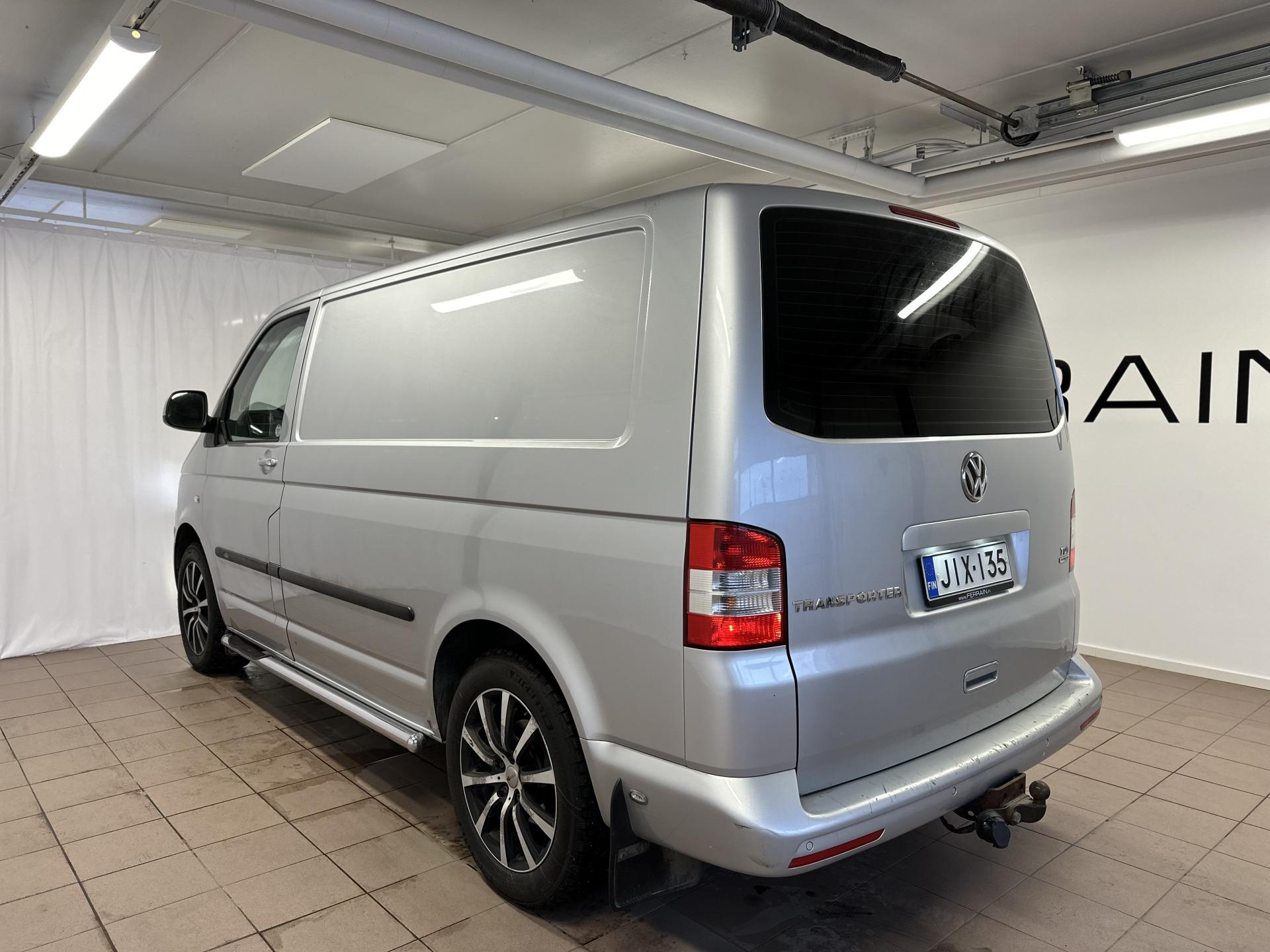 VOLKSWAGEN Transporter 2013