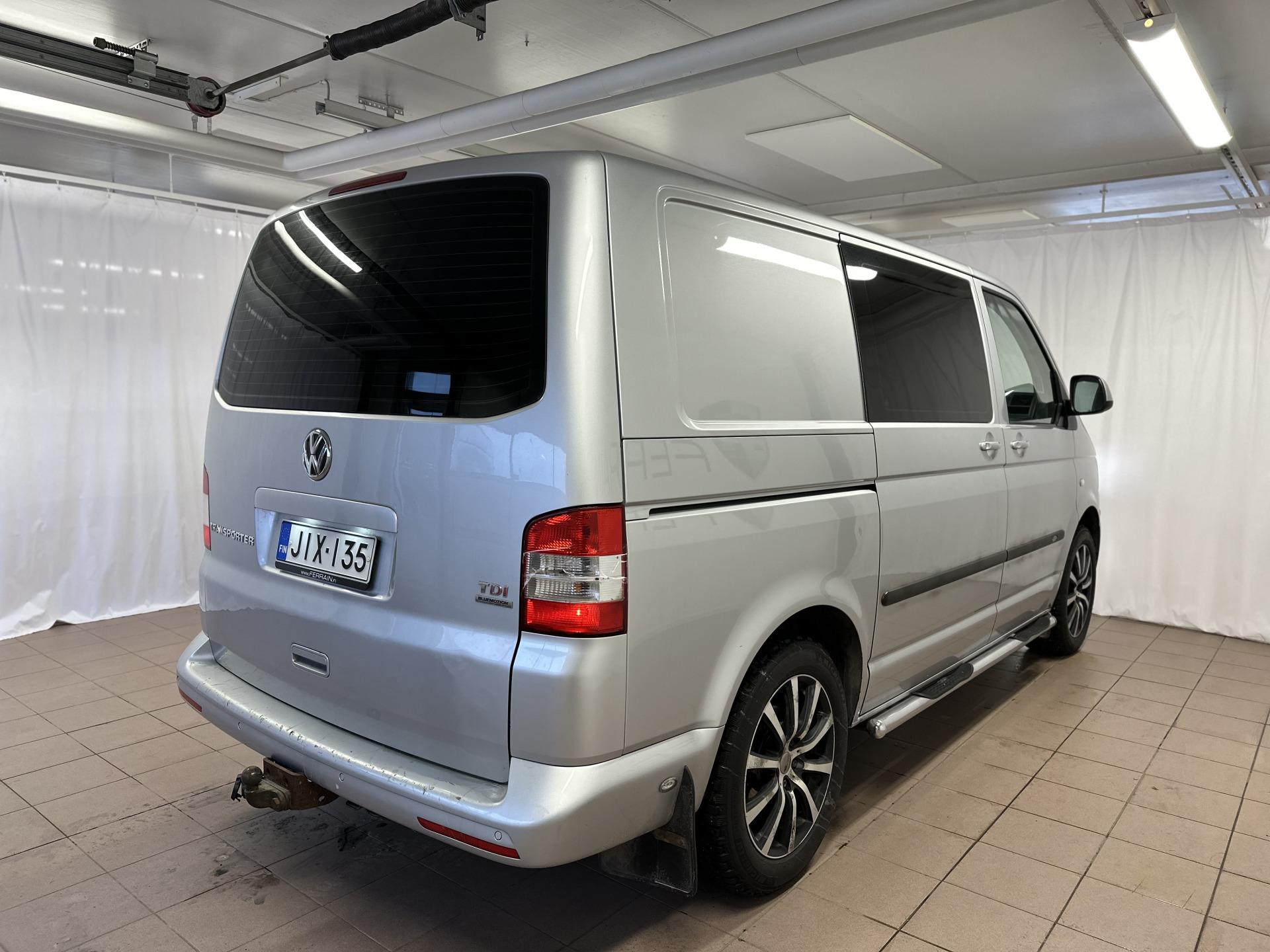VOLKSWAGEN Transporter 2013
