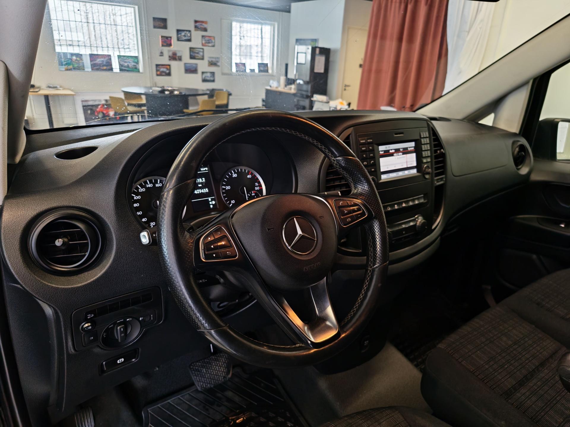 MERCEDES-BENZ Vito 2015