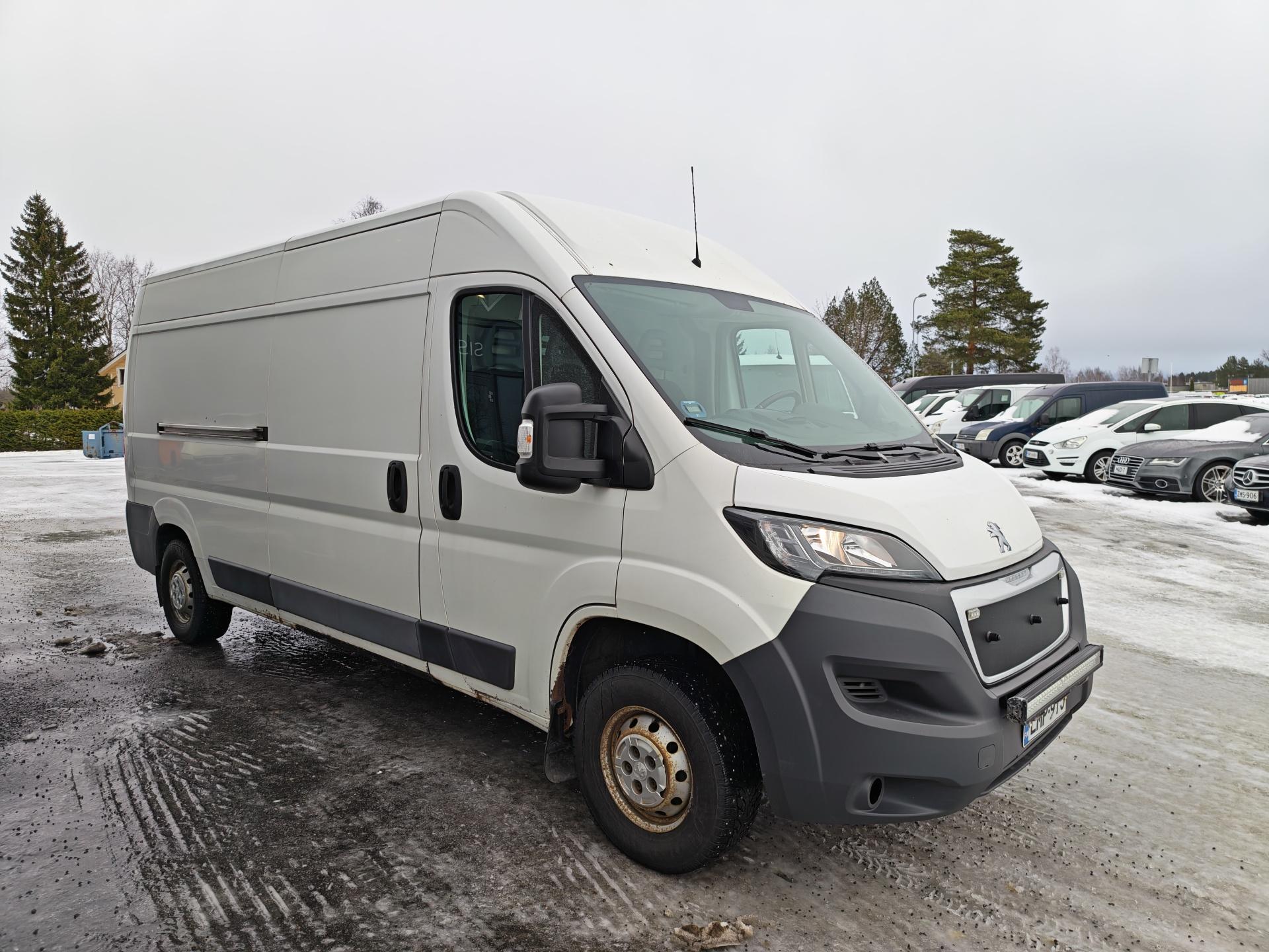 PEUGEOT Boxer 2015