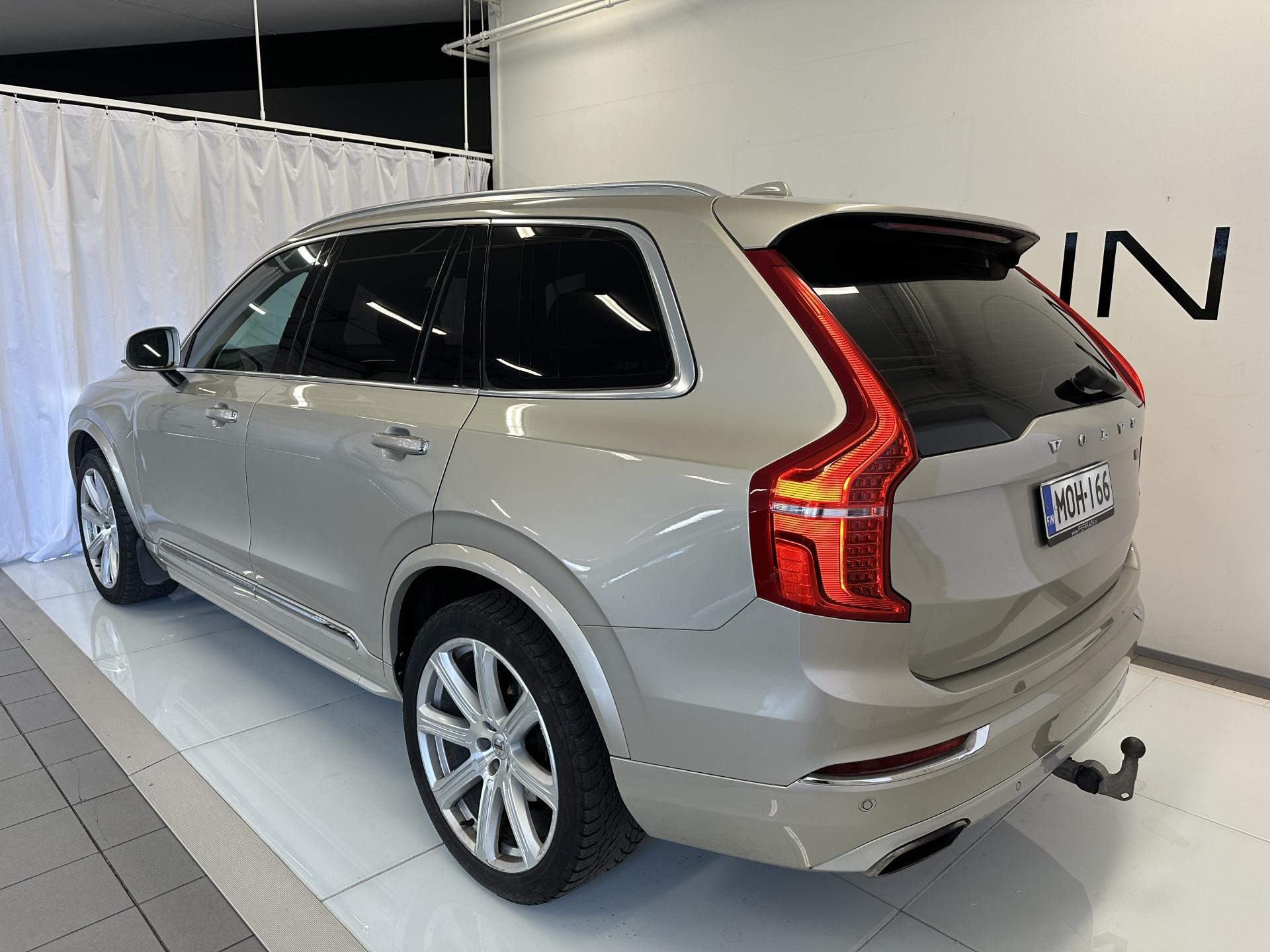 VOLVO XC90 2016