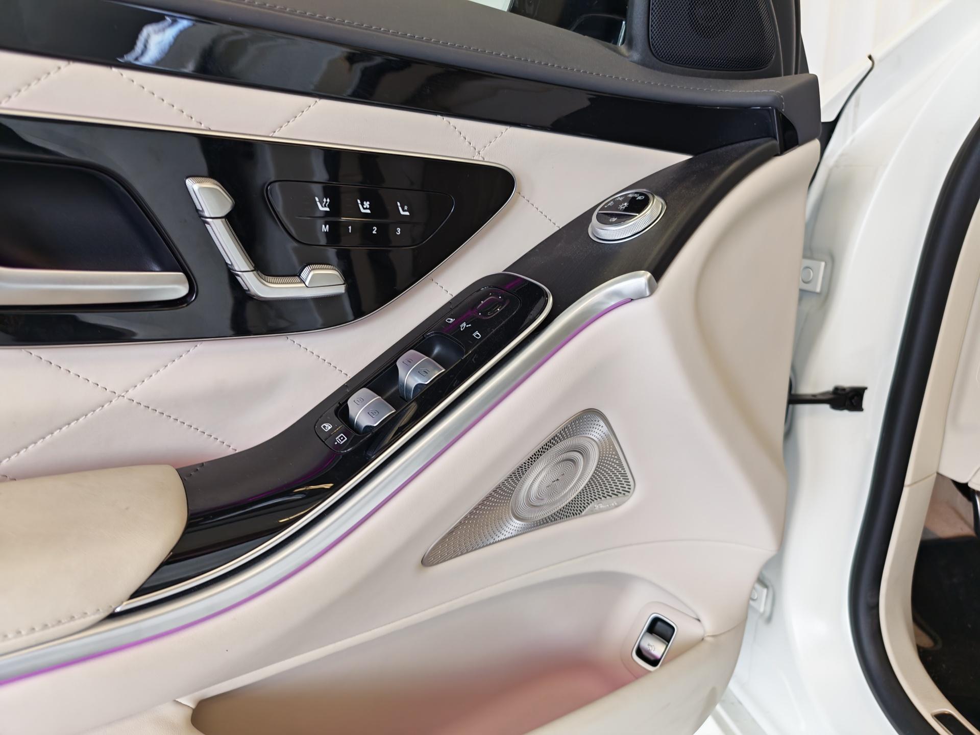 MERCEDES-BENZ S 2022