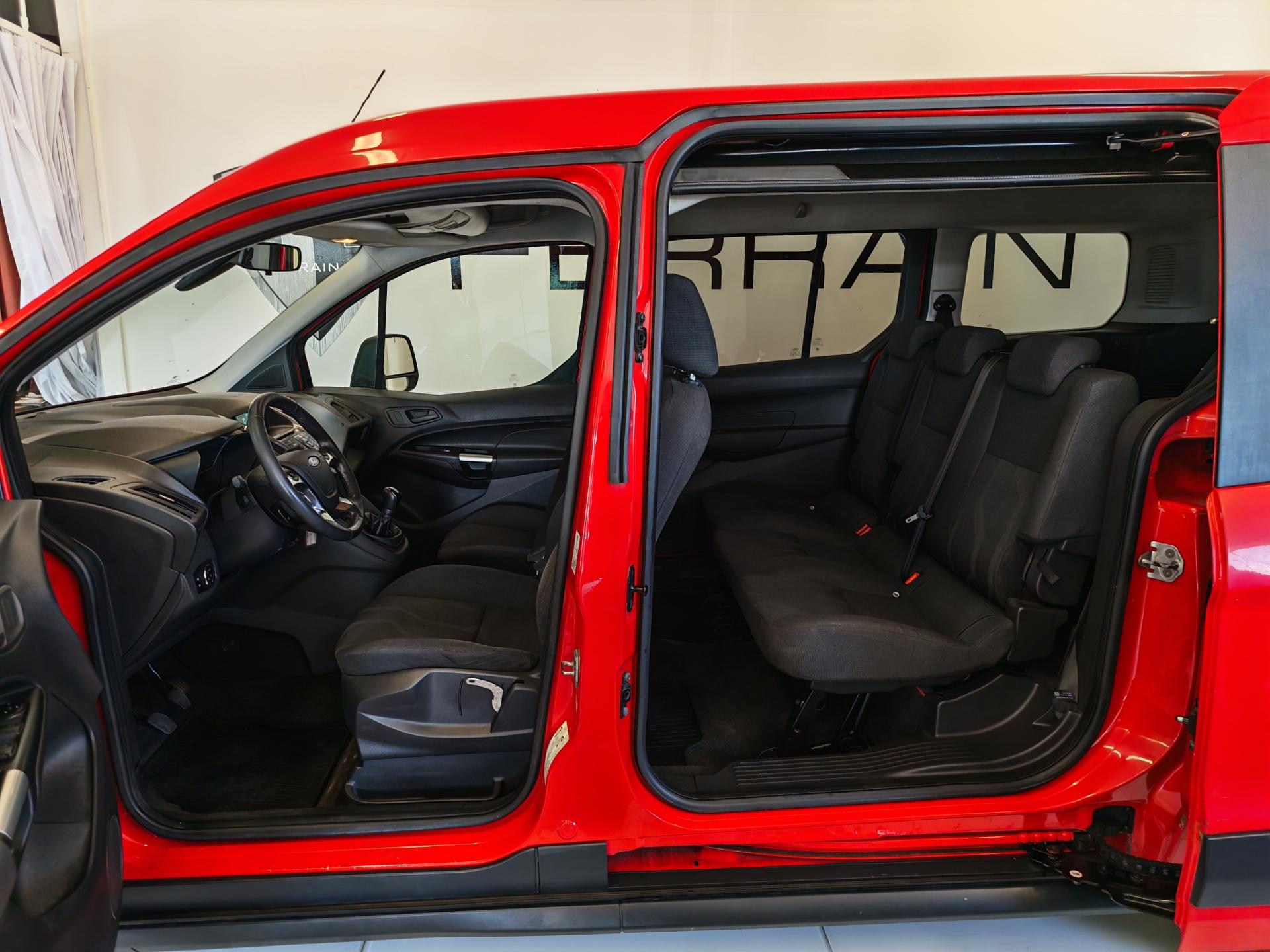 FORD Grand Tourneo Connect 2015