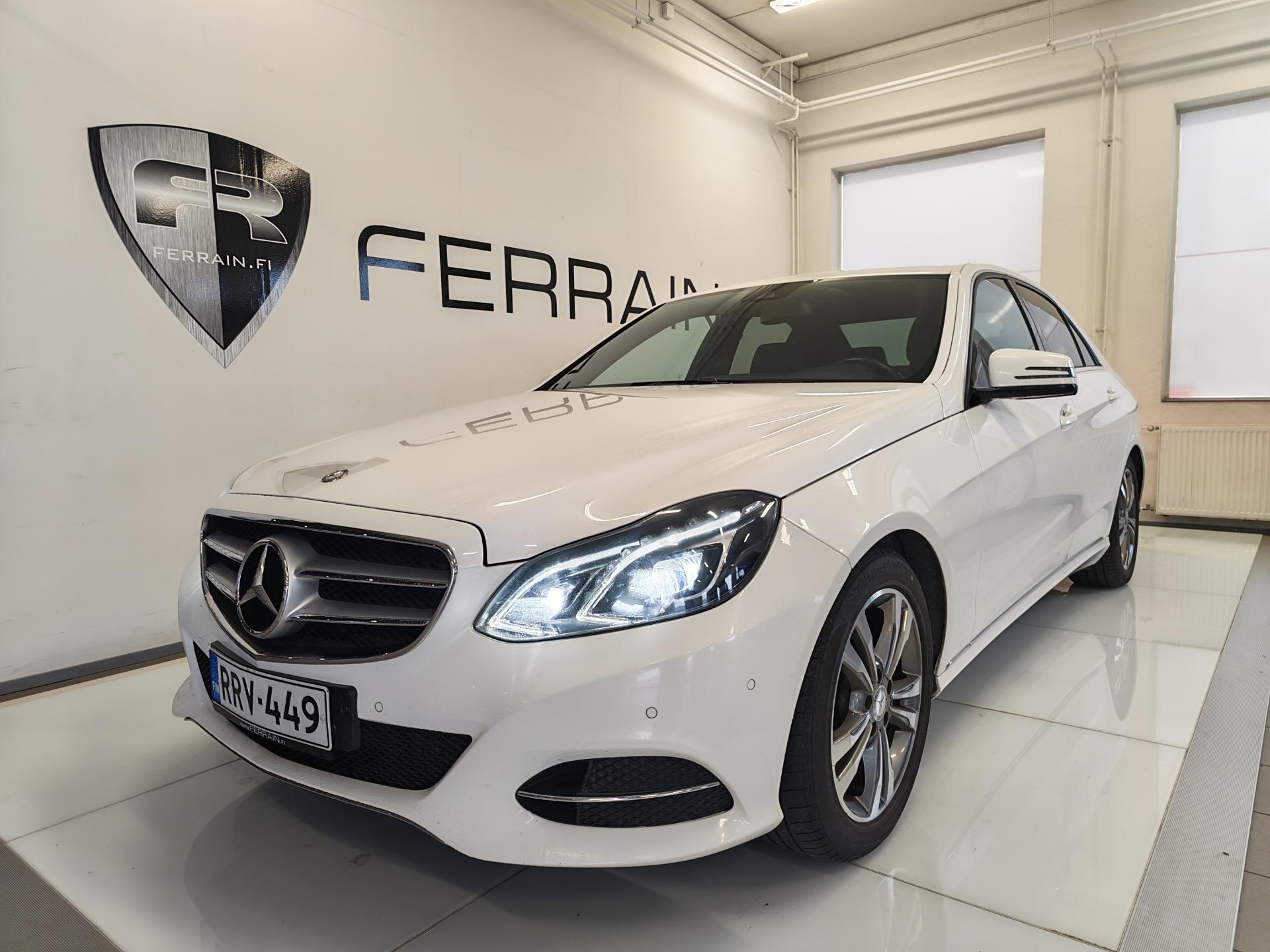MERCEDES-BENZ E 220 2014