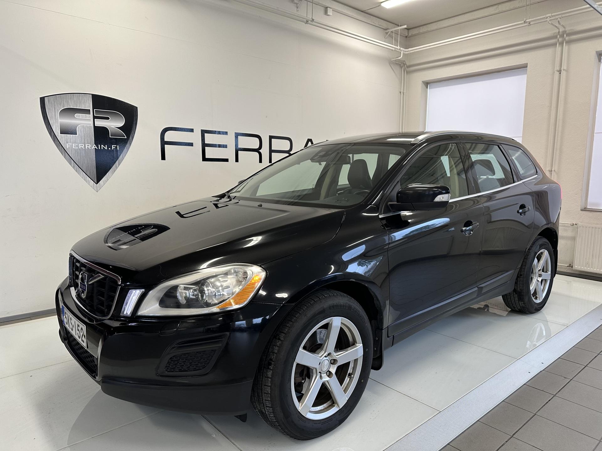 VOLVO XC60 2012