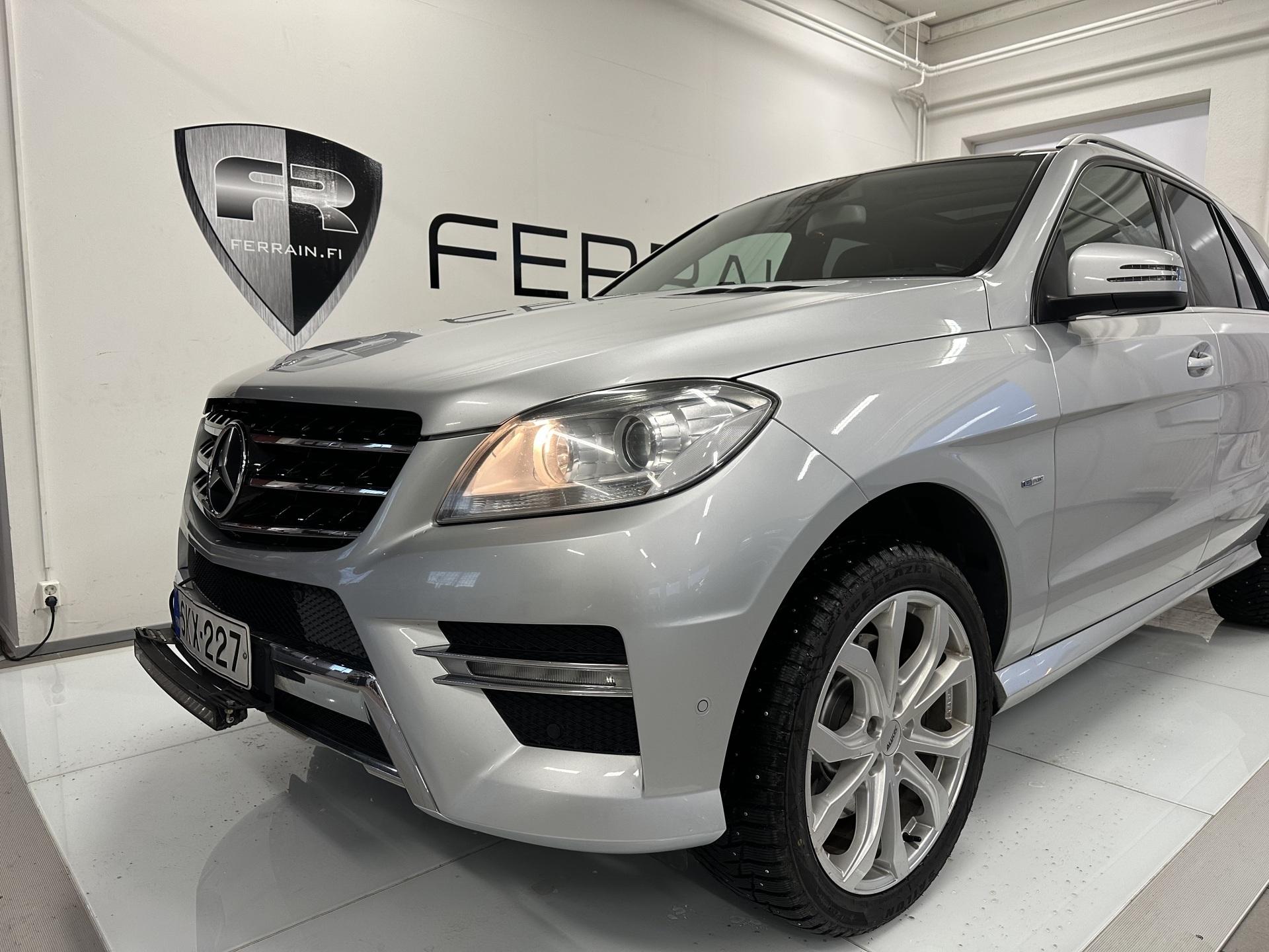 MERCEDES-BENZ ML 2011