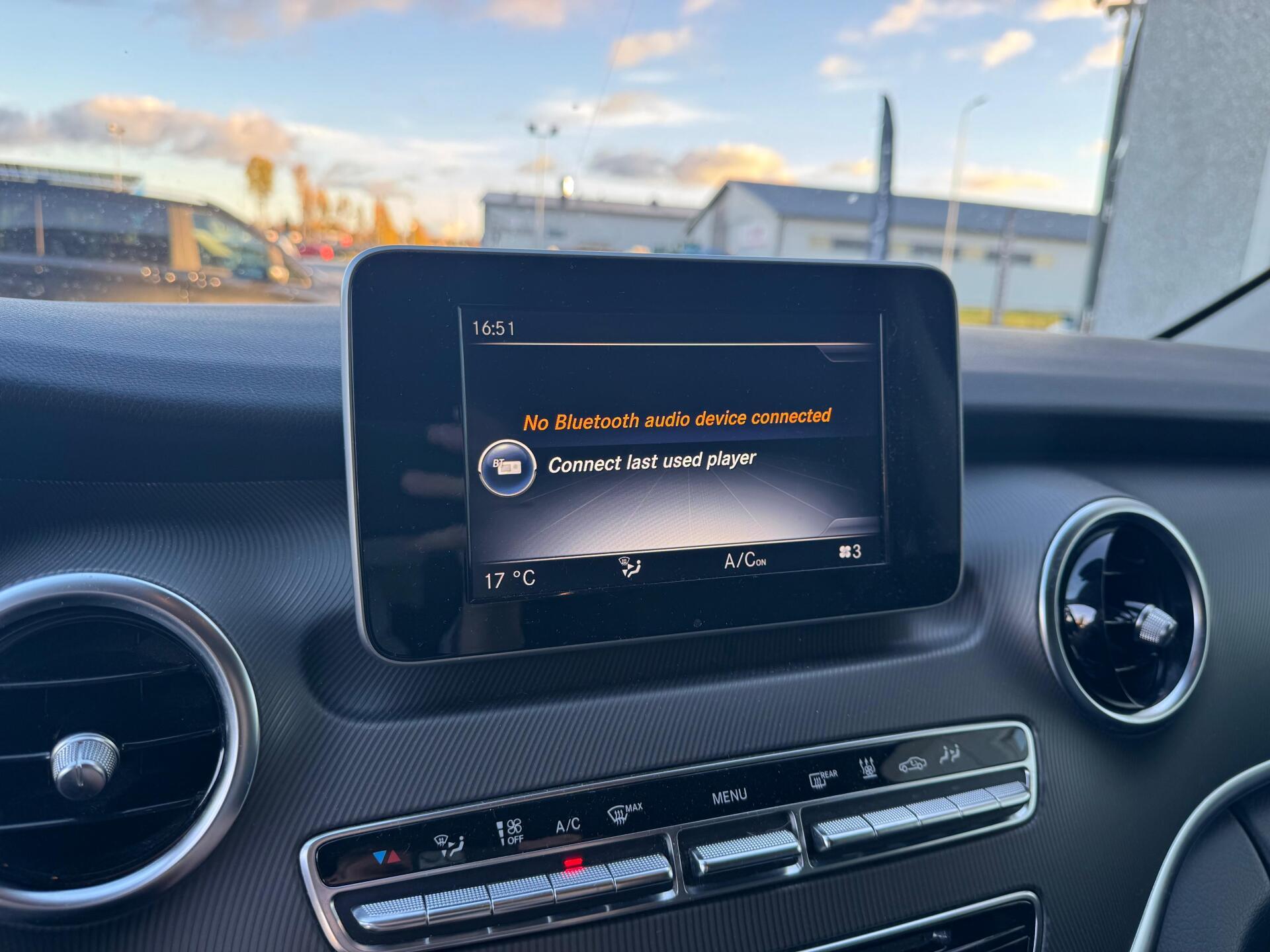 MERCEDES-BENZ V 2016