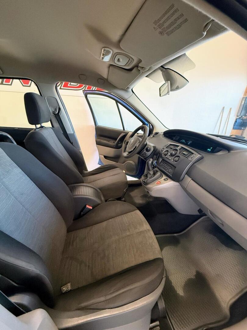 RENAULT Scenic 2005