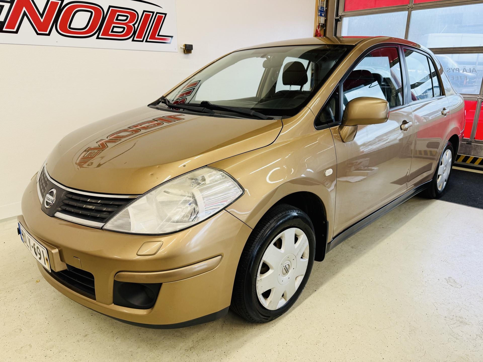 NISSAN Tiida 2008