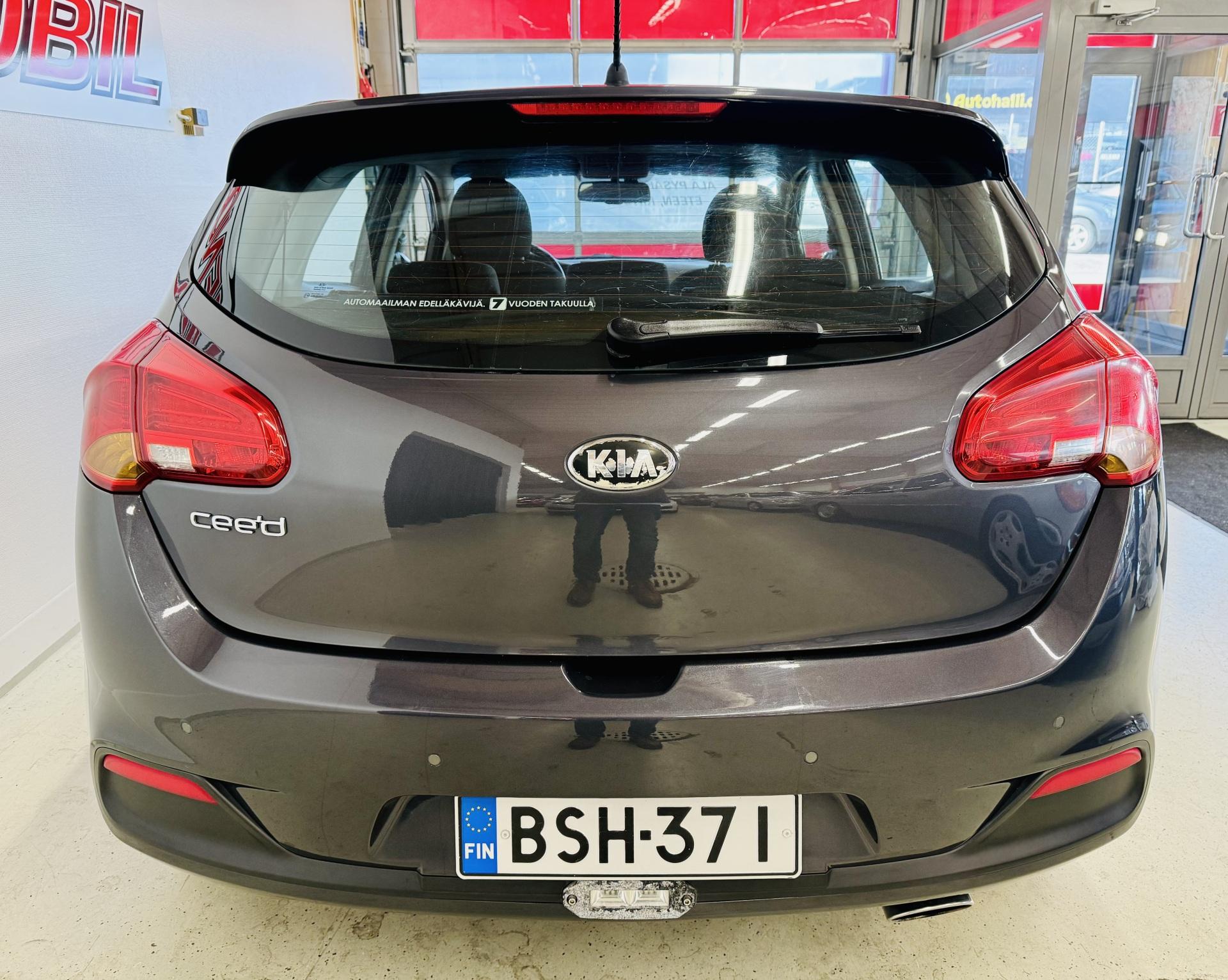 KIA Ceed 2012