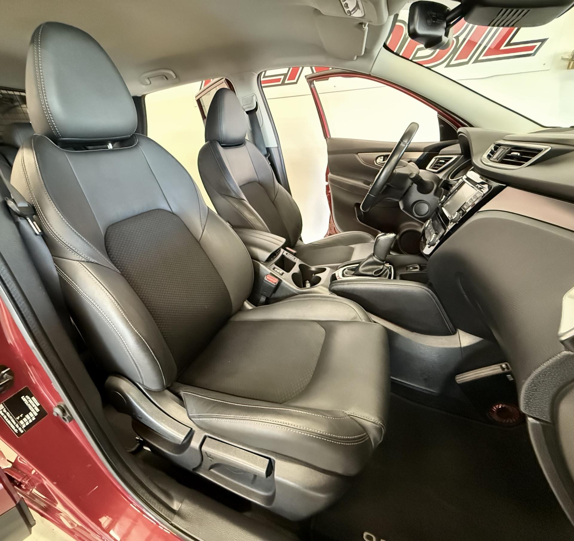 NISSAN Qashqai 2018